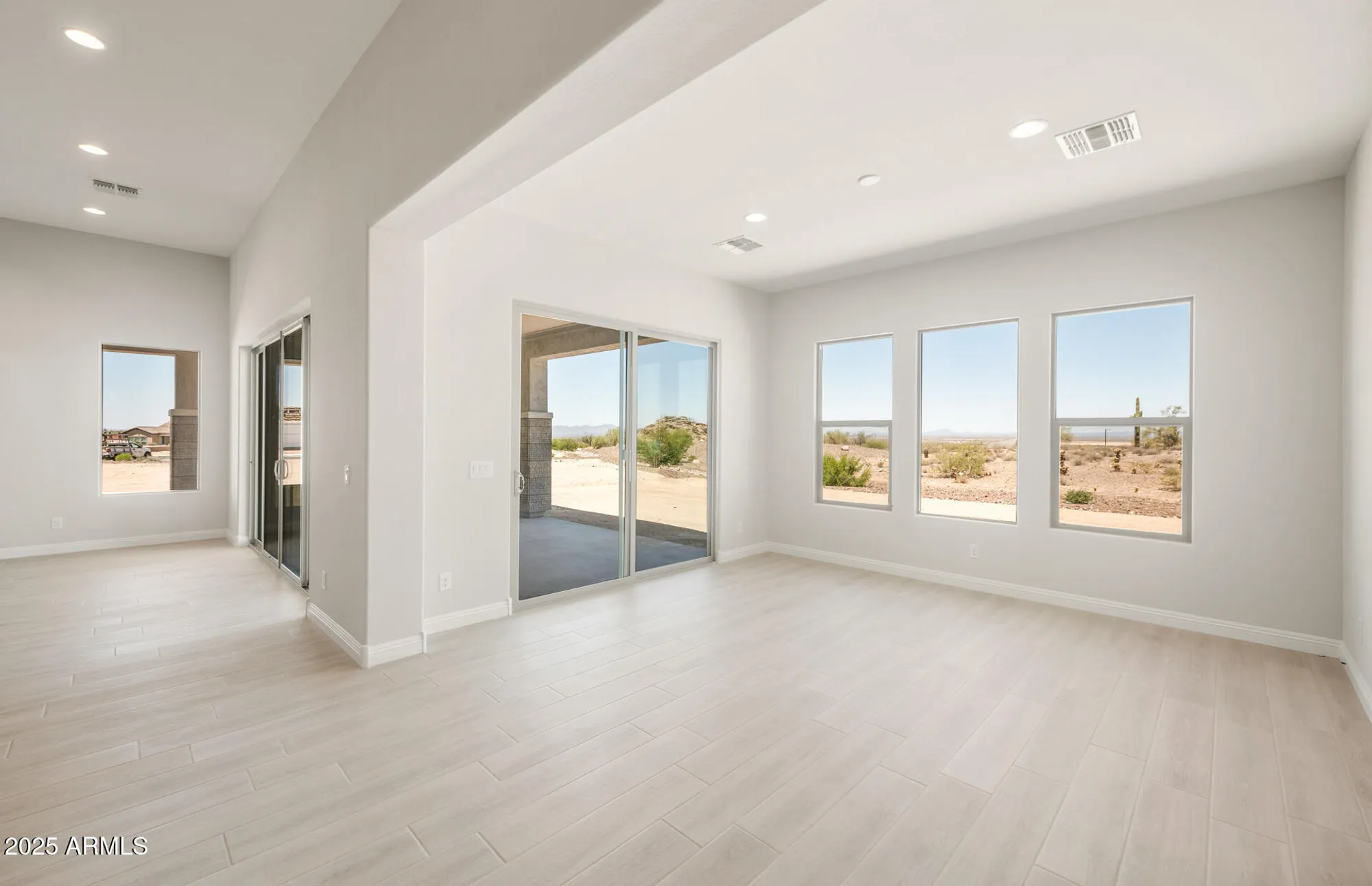Property Slideshow image 17 of 32 | 18716 n 269th ln, Buckeye, AZ, 85396
