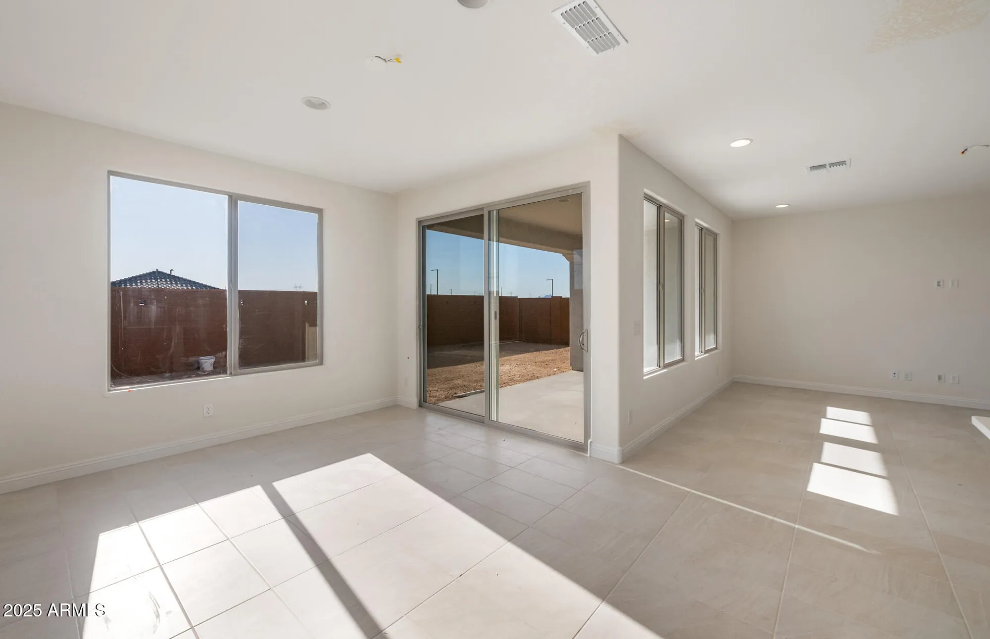 Property Slideshow image 17 of 29 | 21278 n 272nd ave, Buckeye, AZ, 85396