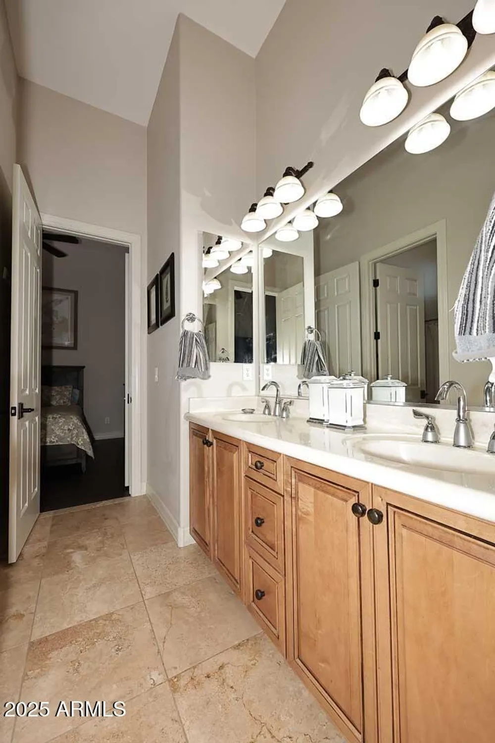 Property Slideshow image 31 of 75 | 1303 w spirit dr, Anthem, AZ, 85086