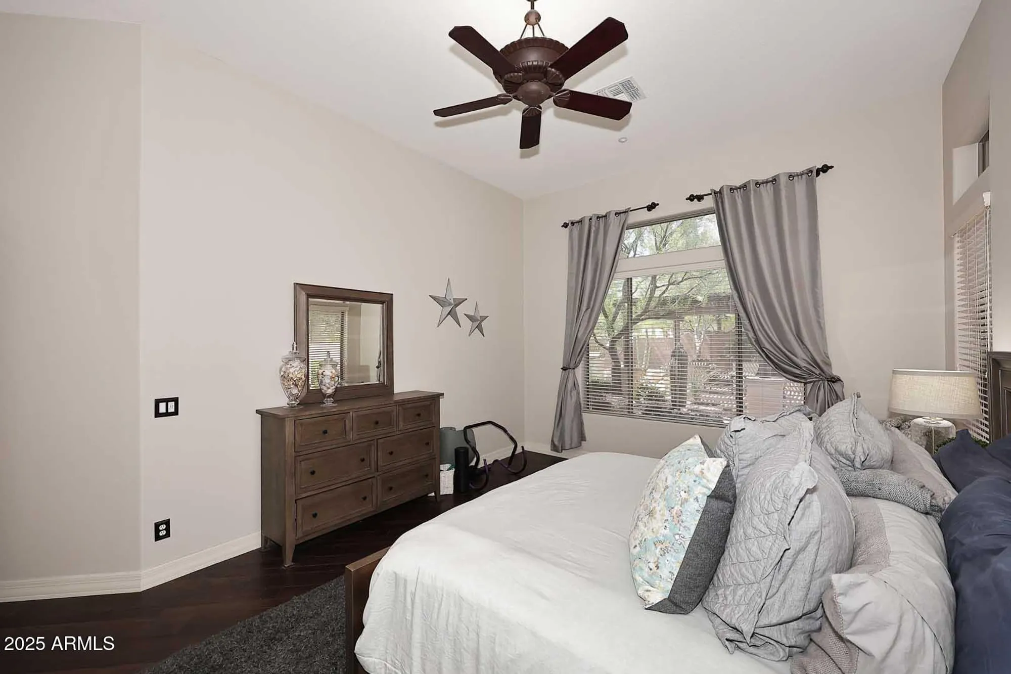 Property Slideshow image 22 of 75 | 1303 w spirit dr, Anthem, AZ, 85086