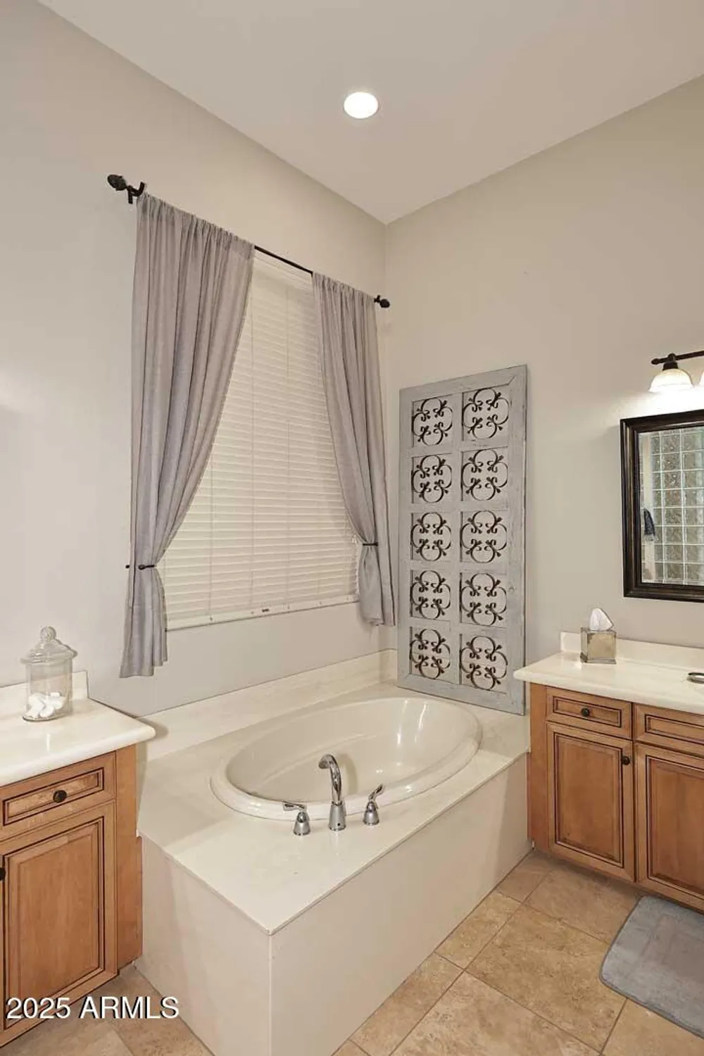 Property Slideshow image 25 of 75 | 1303 w spirit dr, Anthem, AZ, 85086