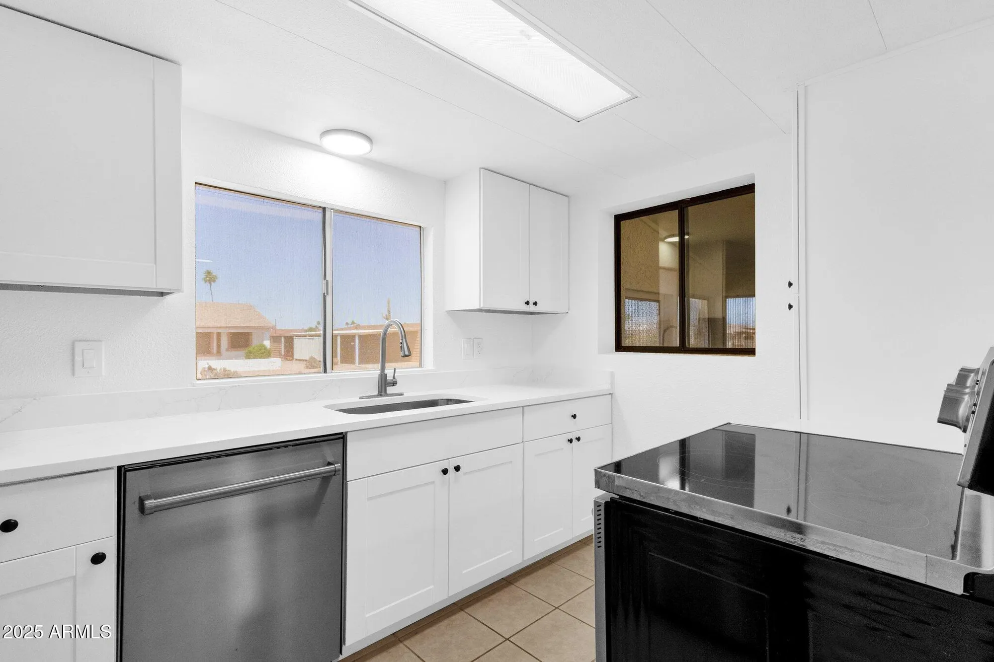 Property Slideshow image 8 of 37 | 2241 n nicklaus dr, Mesa, AZ, 85215