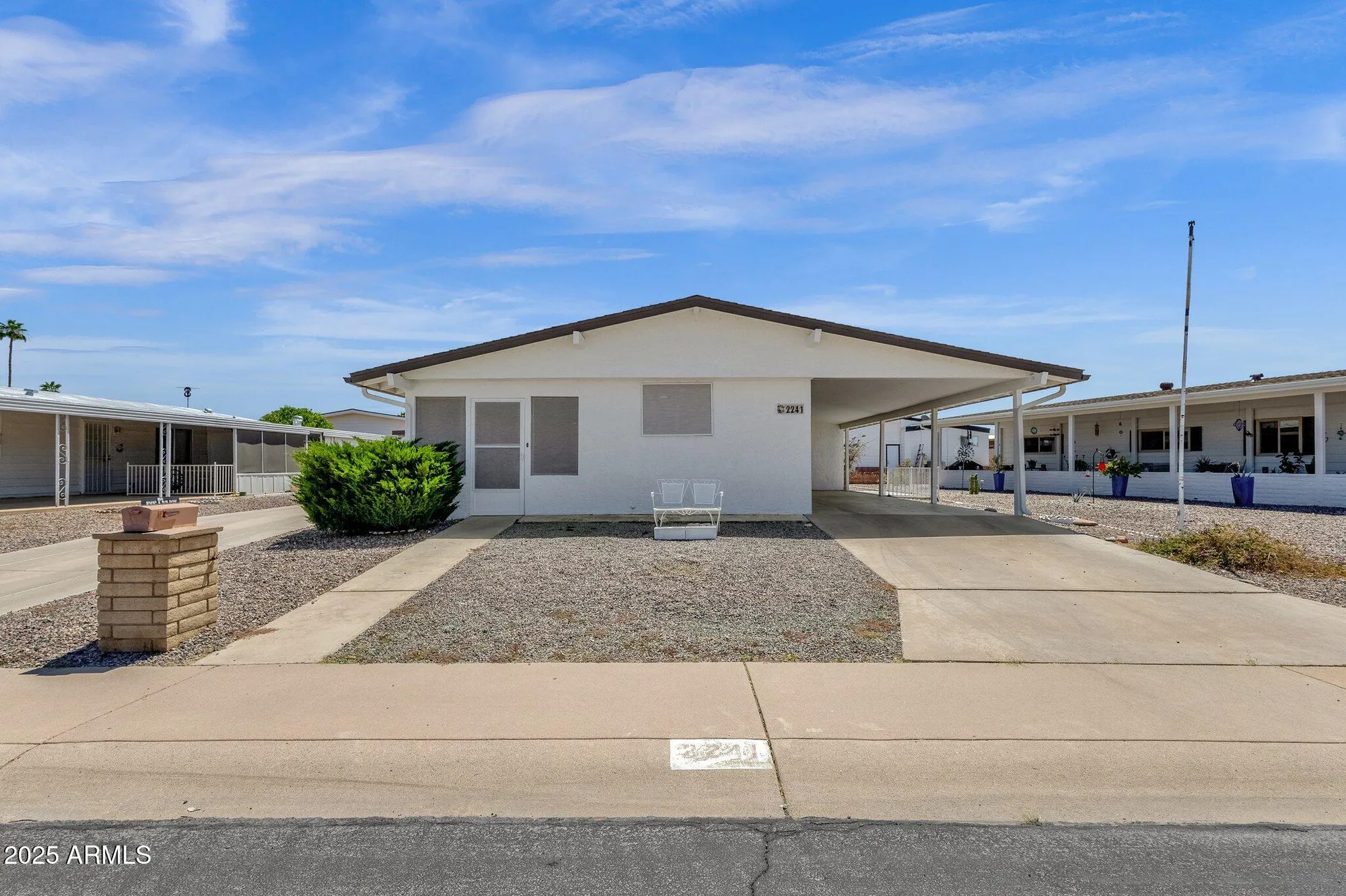 Property Slideshow image 2 of 37 | 2241 n nicklaus dr, Mesa, AZ, 85215