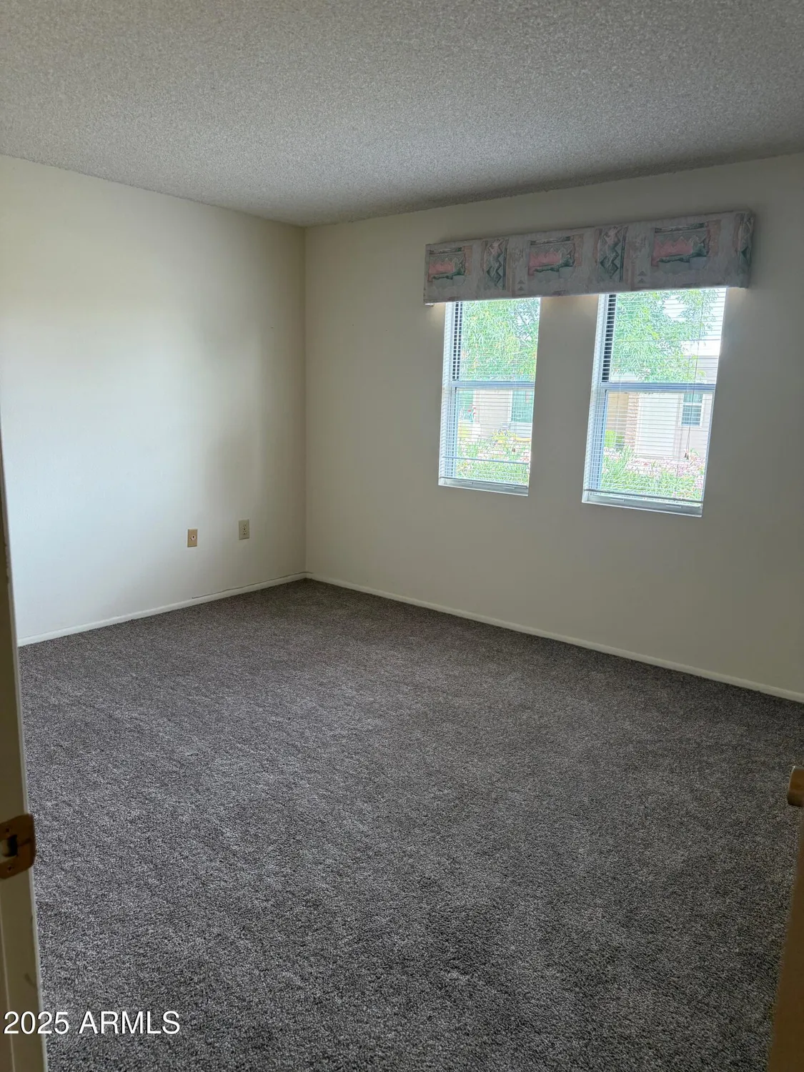 Property Slideshow image 9 of 15 | 14090 n newcastle dr, Sun City, AZ, 85351