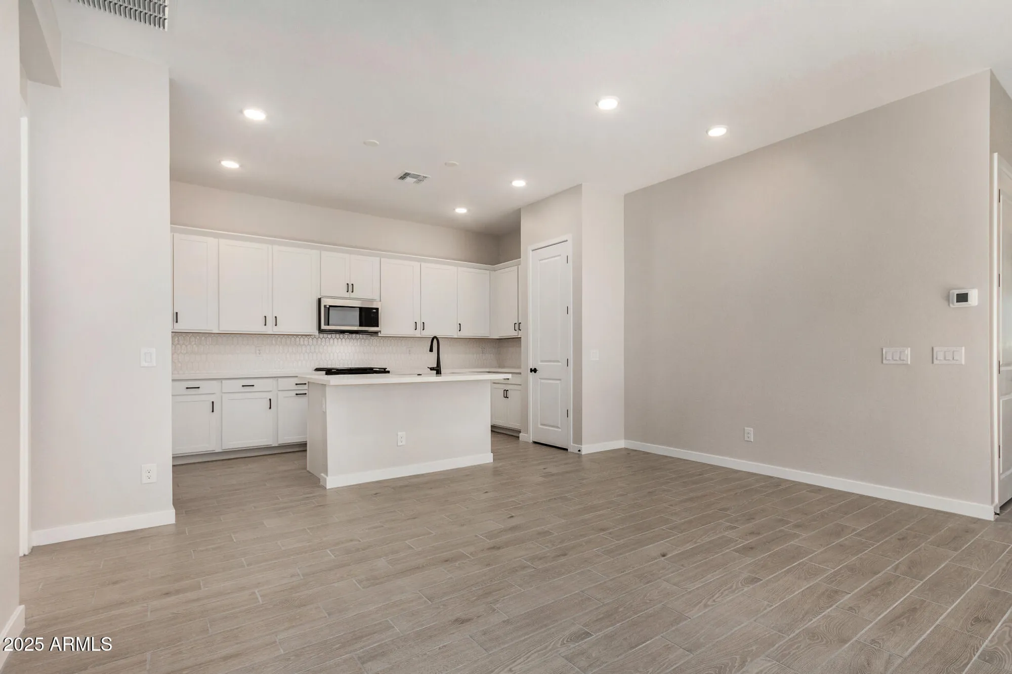 Property Slideshow image 9 of 32 | 5678 n 205th ln, Buckeye, AZ, 85396