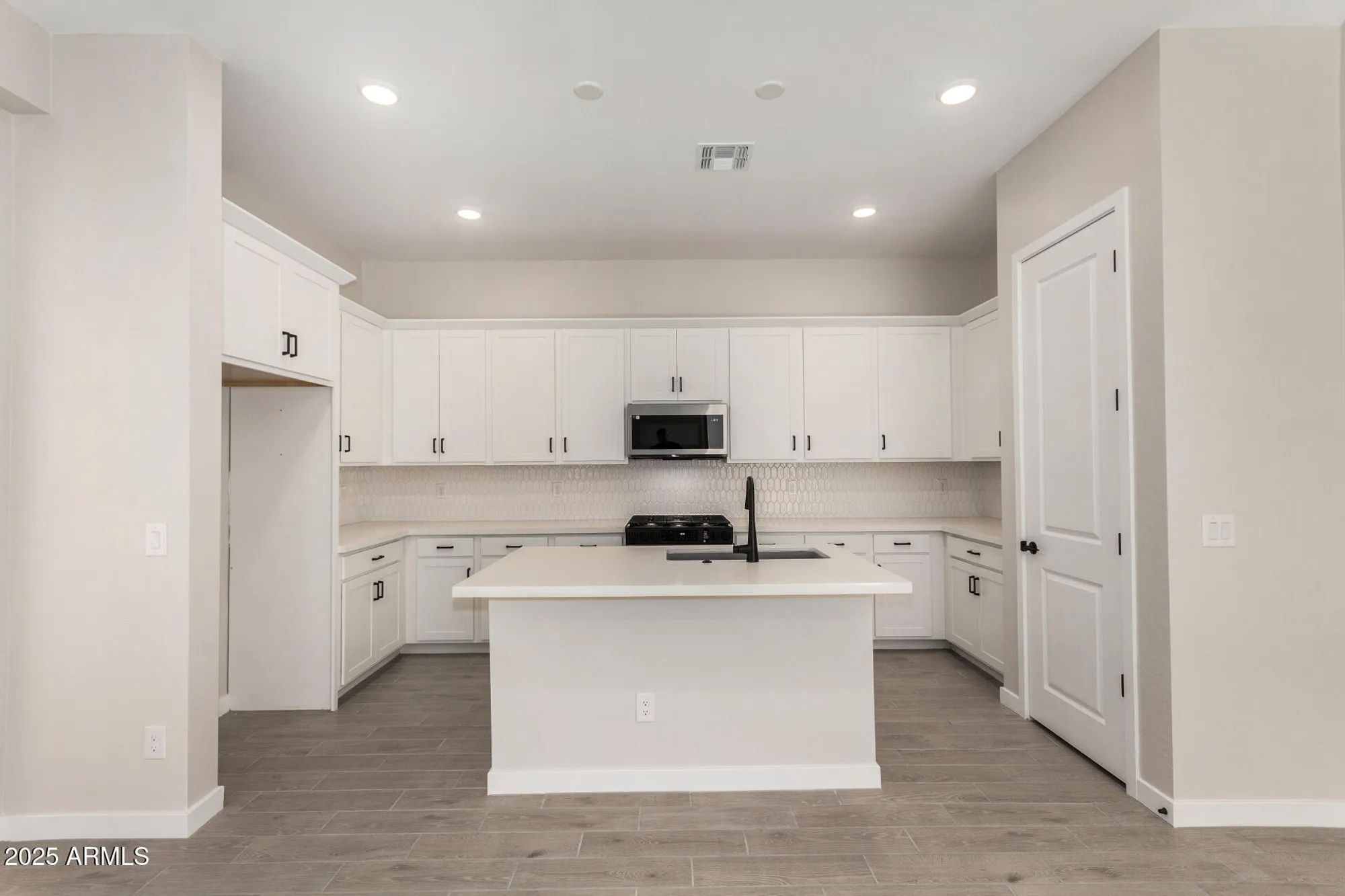 Property Slideshow image 10 of 32 | 5678 n 205th ln, Buckeye, AZ, 85396