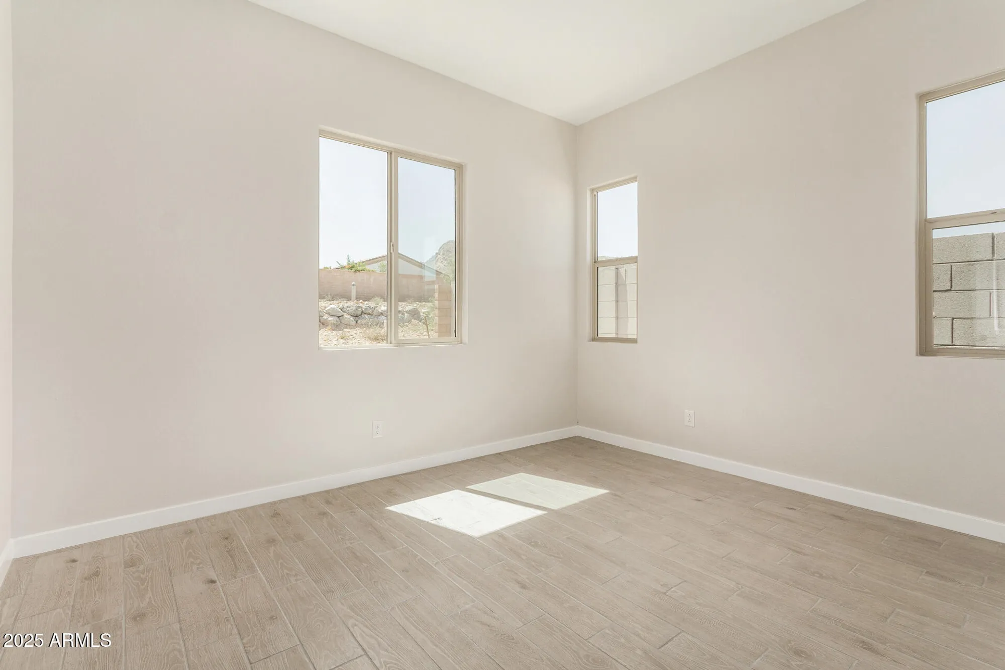 Property Slideshow image 15 of 32 | 5678 n 205th ln, Buckeye, AZ, 85396