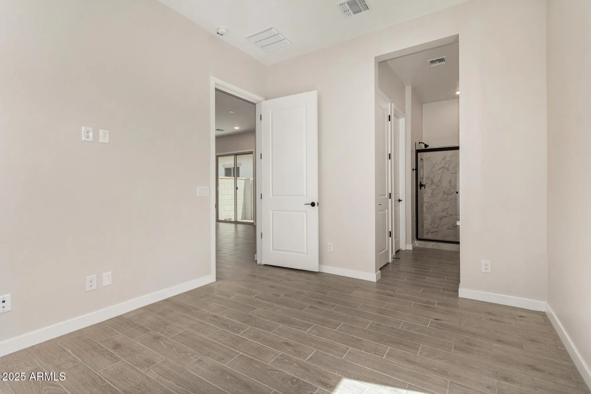 Property Slideshow image 16 of 32 | 5678 n 205th ln, Buckeye, AZ, 85396