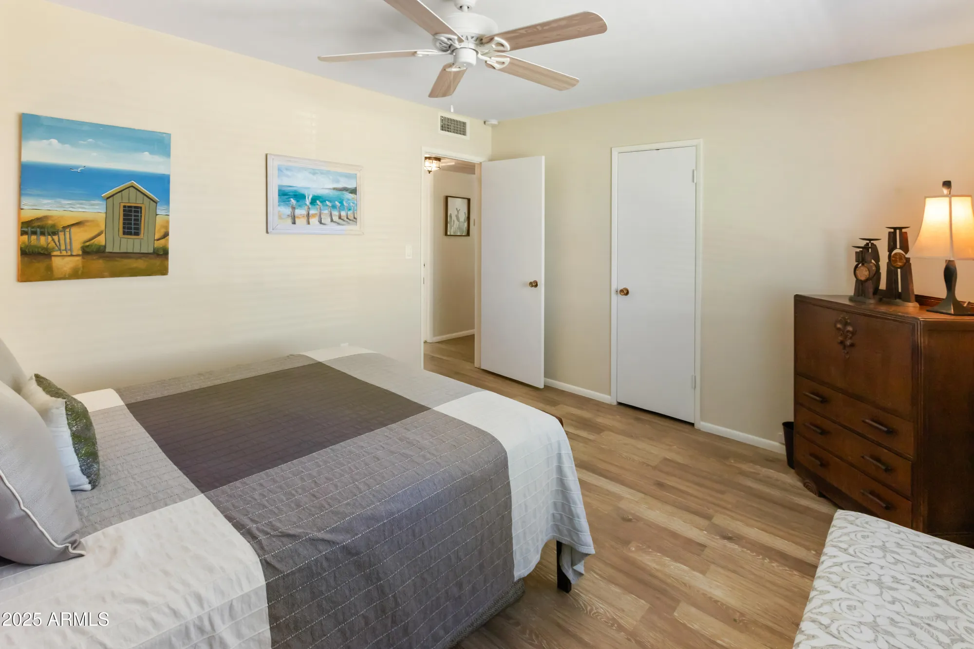 Property Slideshow image 20 of 37 | 13807 n garden court dr, Sun City, AZ, 85351