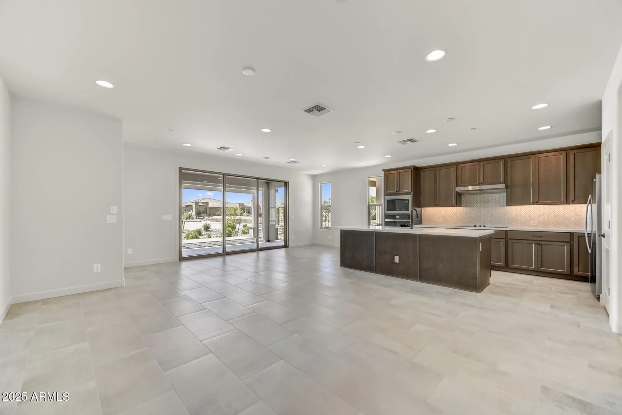 Property Slideshow image 10 of 52 | 18217 e spring valley ct, Rio Verde, AZ, 85263