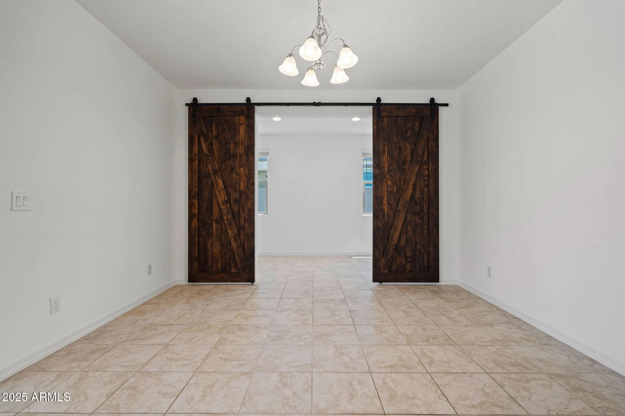 Property Slideshow image 10 of 50 | 18032 w muirwood dr, Goodyear, AZ, 85338