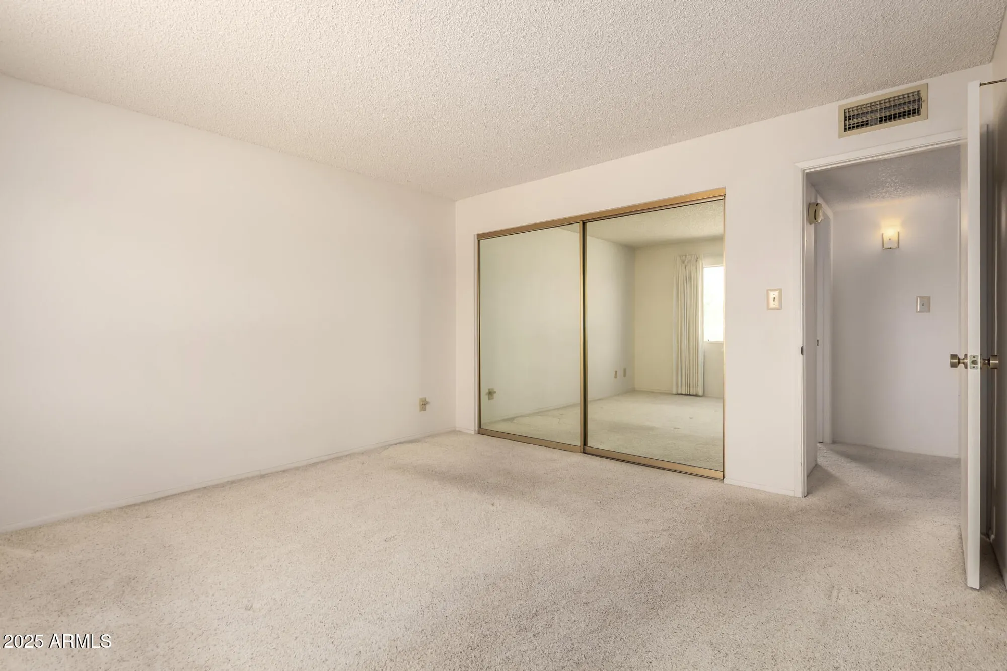 Property Slideshow image 16 of 29 | 11627 s iroquois dr, Phoenix, AZ, 85044