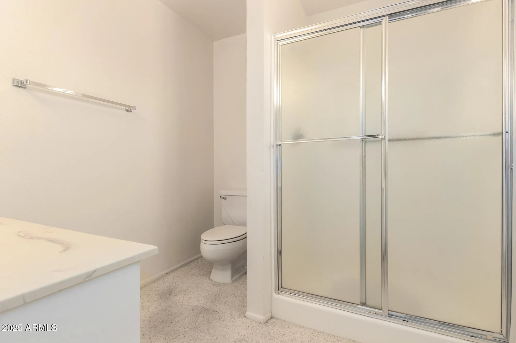 Property Slideshow image 20 of 29 | 11627 s iroquois dr, Phoenix, AZ, 85044