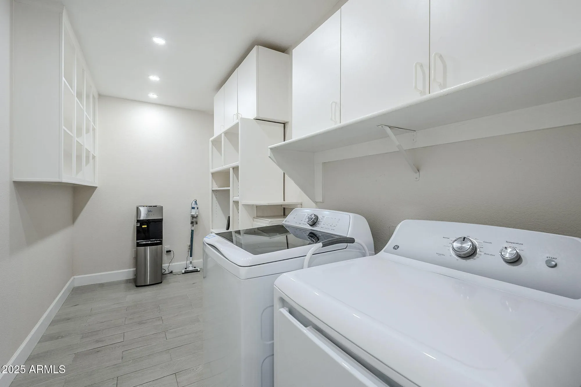 Property Slideshow image 13 of 28 | 1519 e indian wells dr, Chandler, AZ, 85249