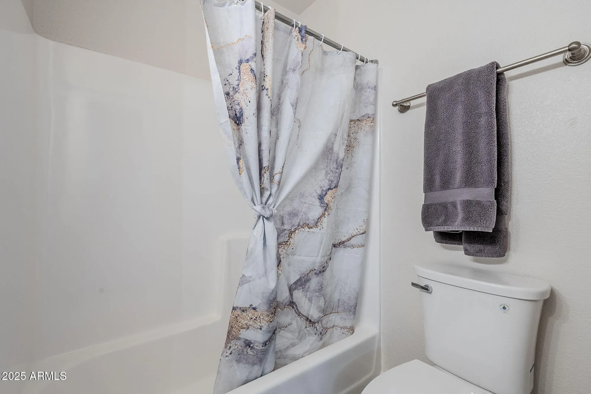 Property Slideshow image 25 of 28 | 1519 e indian wells dr, Chandler, AZ, 85249