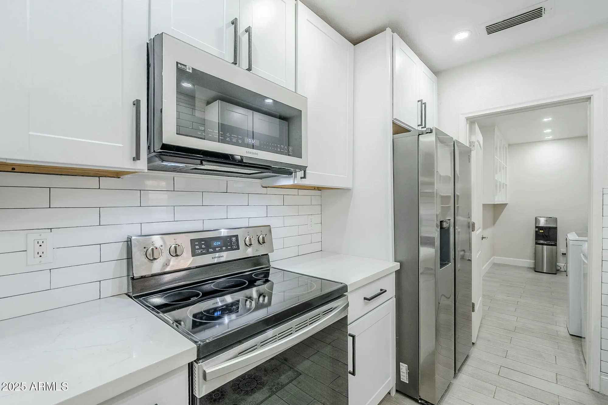 Property Slideshow image 9 of 28 | 1519 e indian wells dr, Chandler, AZ, 85249