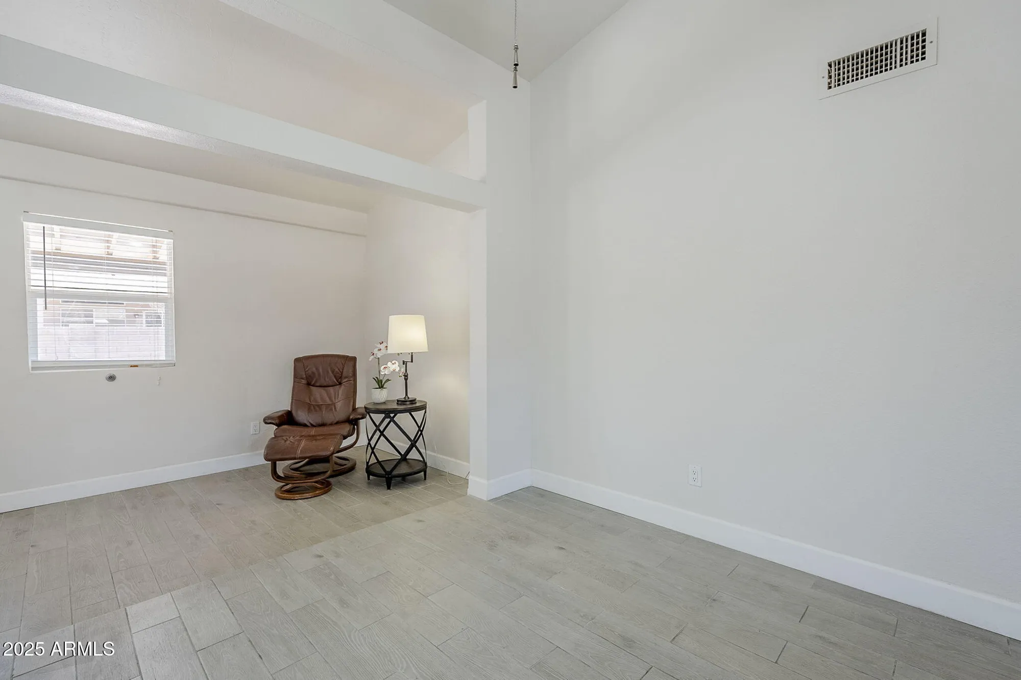 Property Slideshow image 7 of 28 | 1519 e indian wells dr, Chandler, AZ, 85249