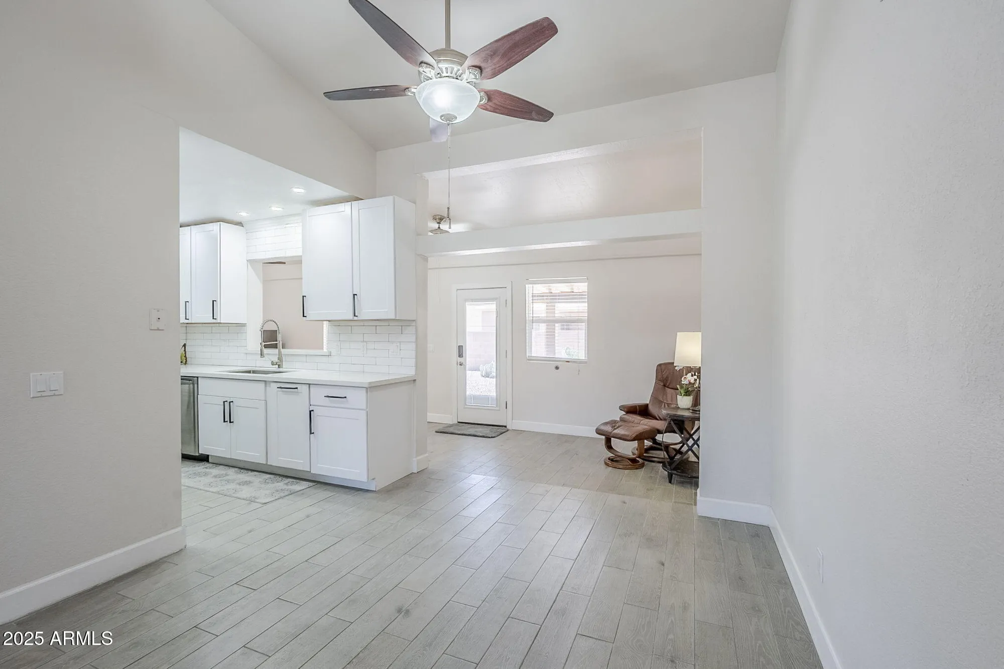 Property Slideshow image 6 of 28 | 1519 e indian wells dr, Chandler, AZ, 85249