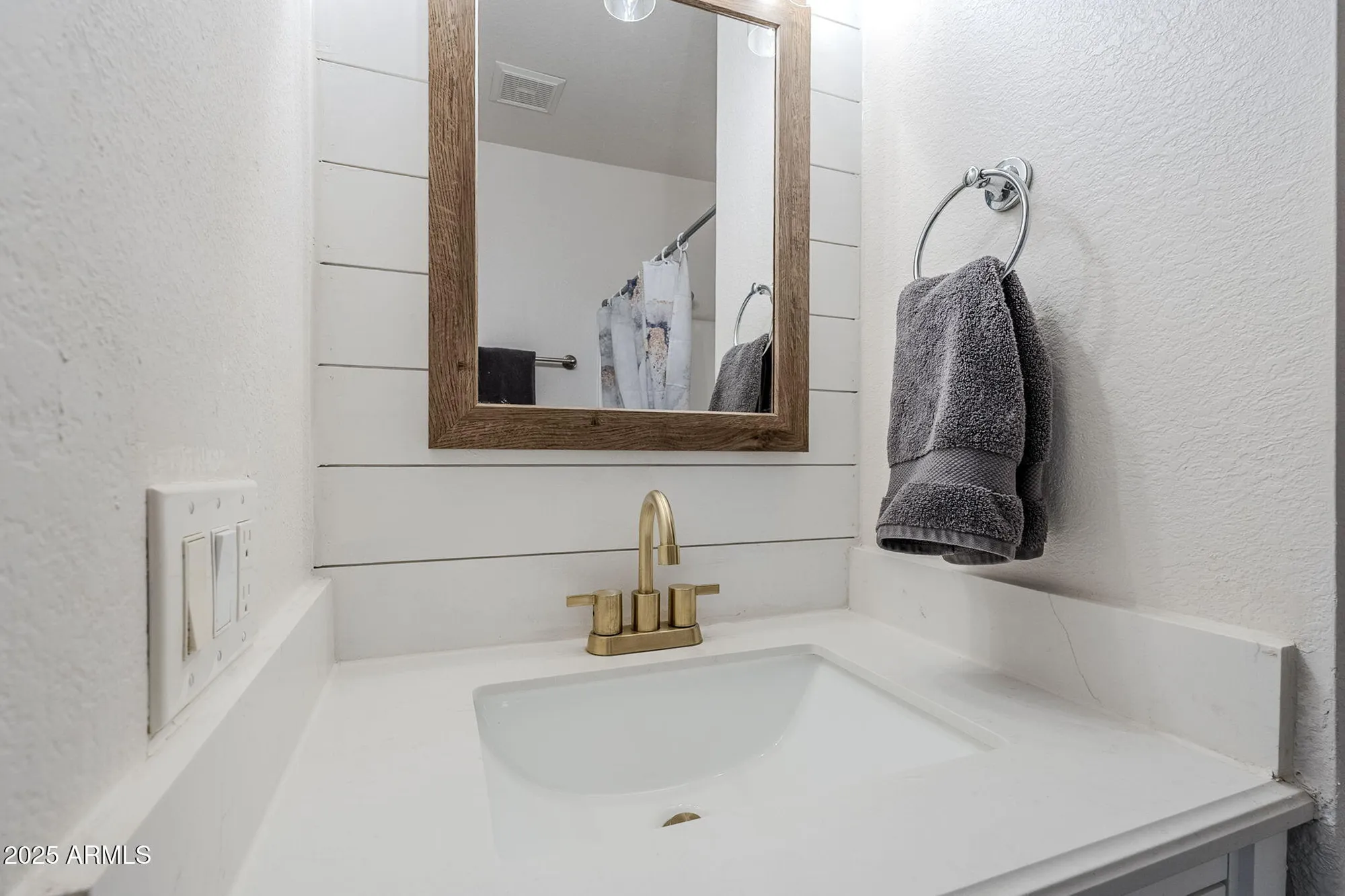 Property Slideshow image 24 of 28 | 1519 e indian wells dr, Chandler, AZ, 85249