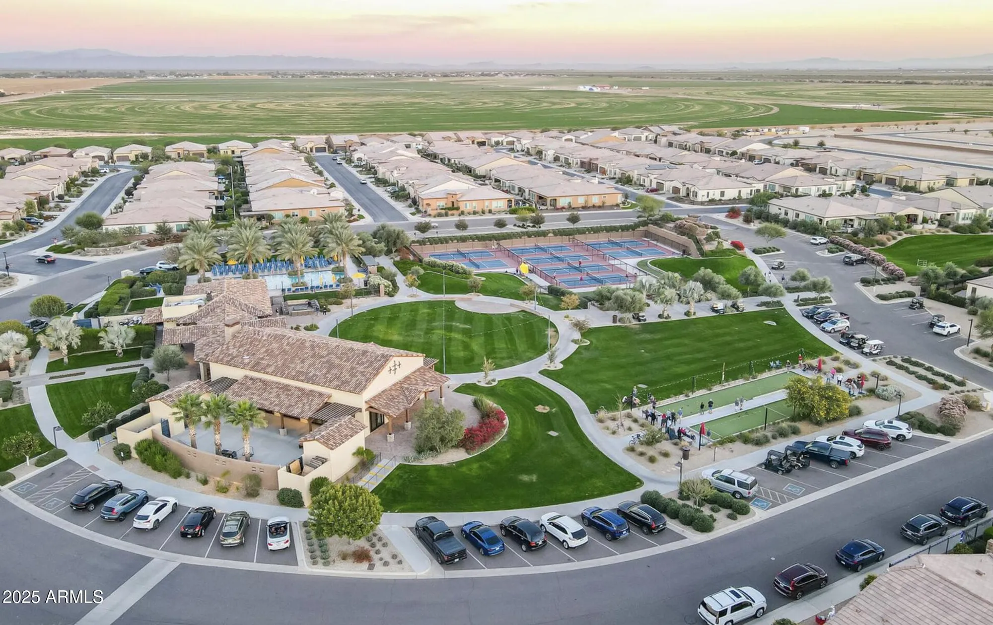 Property Slideshow image 39 of 52 | 210 e bergamot ln, Queen Creek, AZ, 85140