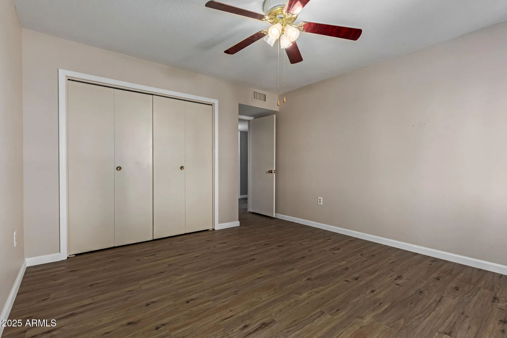 Property Slideshow image 14 of 24 | 10001 w caron dr, Sun City, AZ, 85351