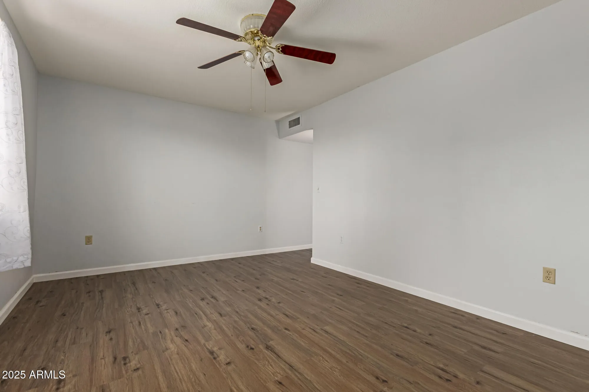 Property Slideshow image 17 of 24 | 10001 w caron dr, Sun City, AZ, 85351