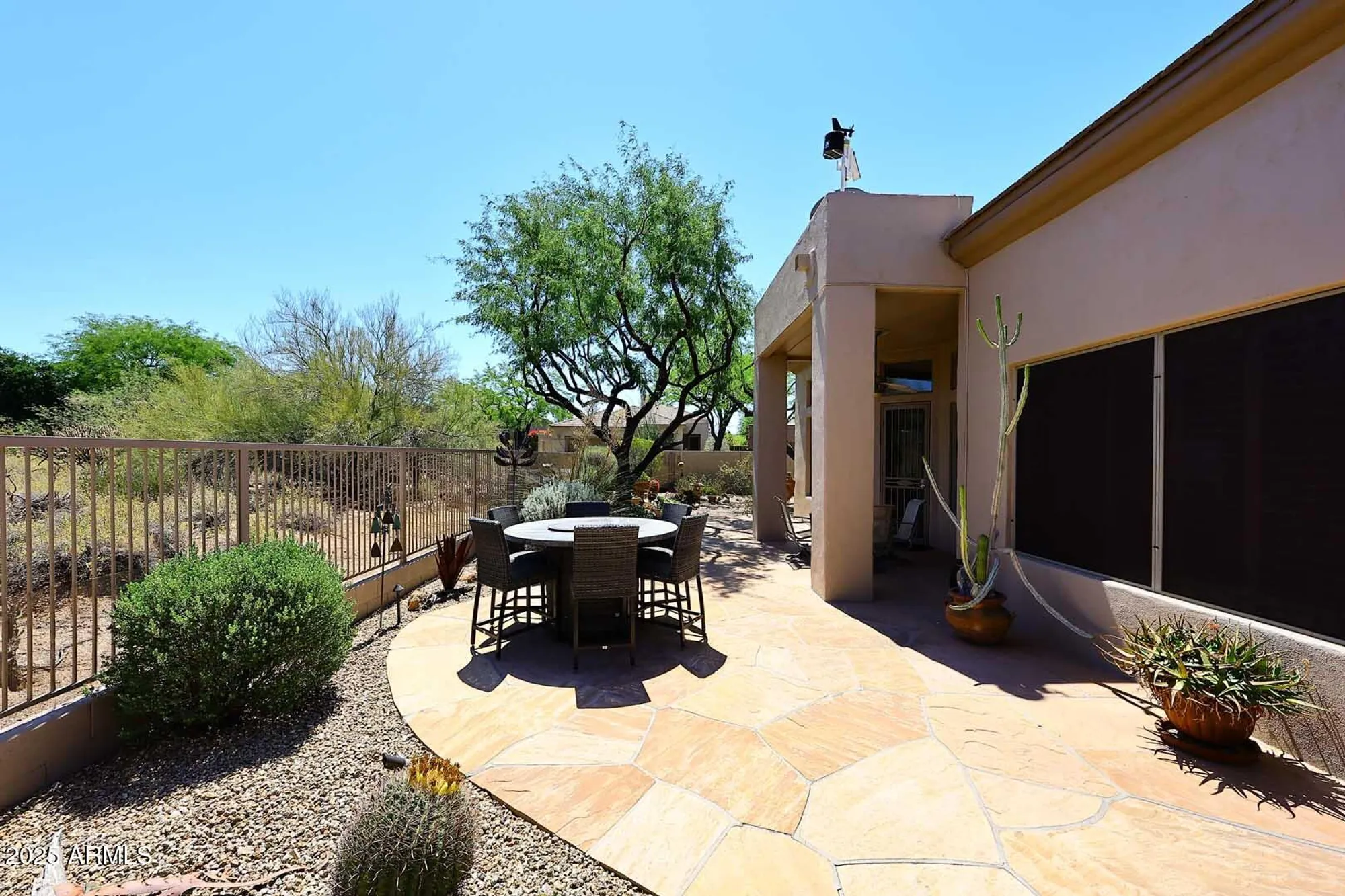Property Slideshow image 33 of 44 | 6966 e bramble berry ln, Scottsdale, AZ, 85266