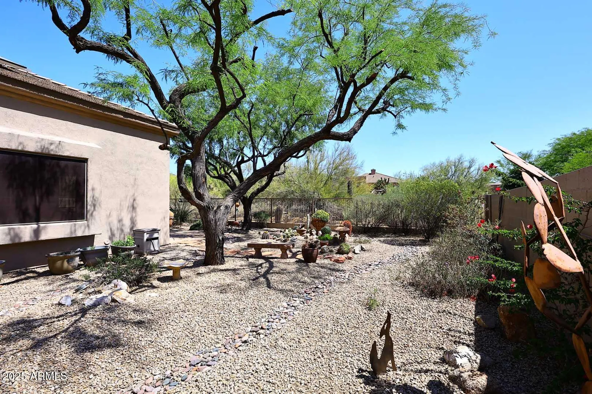 Property Slideshow image 40 of 44 | 6966 e bramble berry ln, Scottsdale, AZ, 85266