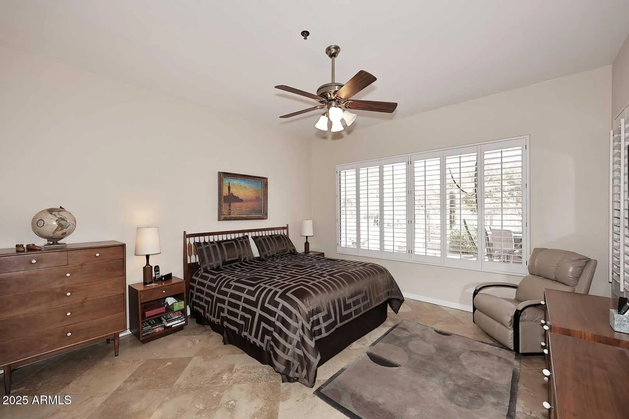 Property Slideshow image 19 of 44 | 6966 e bramble berry ln, Scottsdale, AZ, 85266