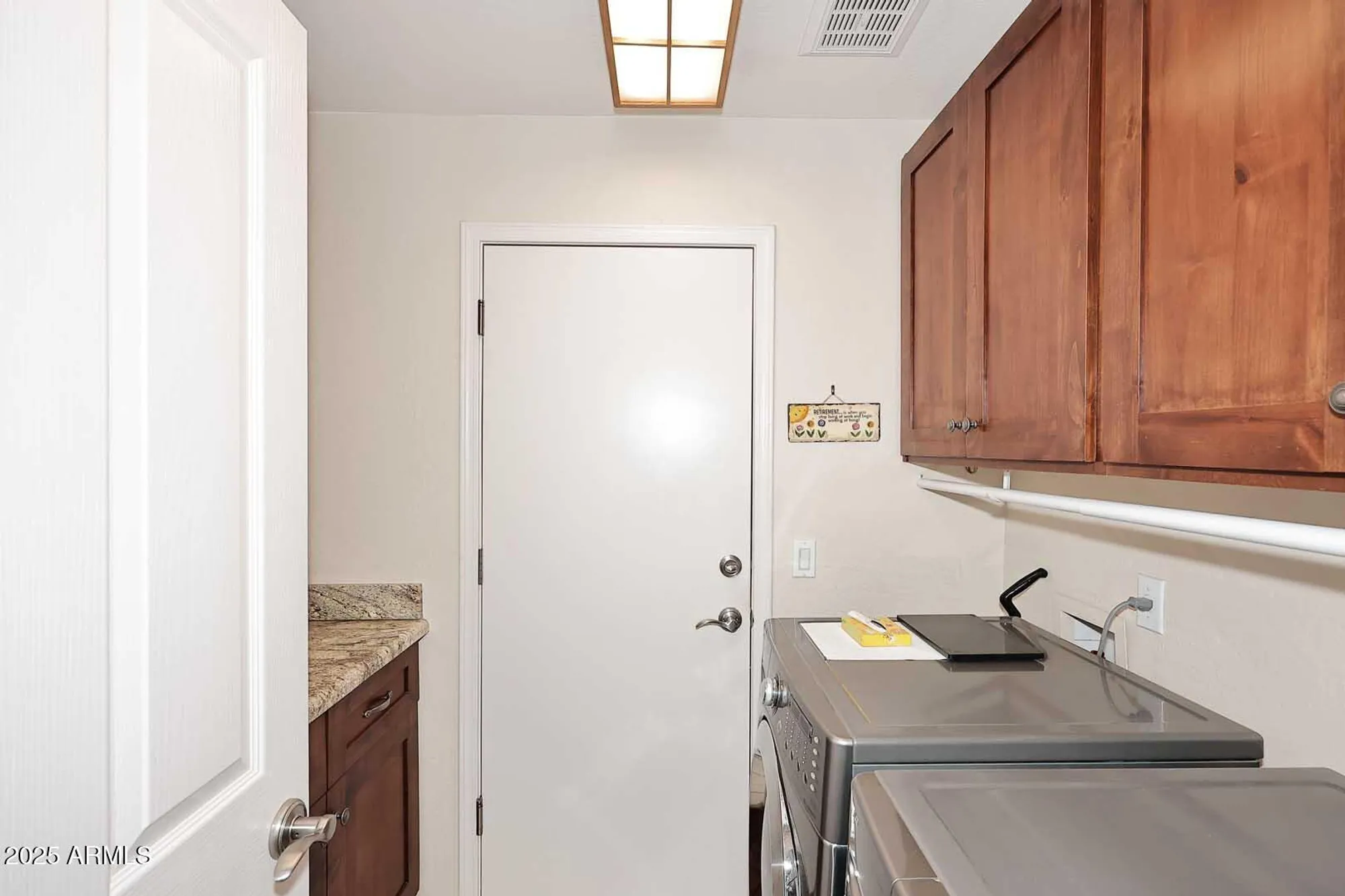 Property Slideshow image 29 of 44 | 6966 e bramble berry ln, Scottsdale, AZ, 85266