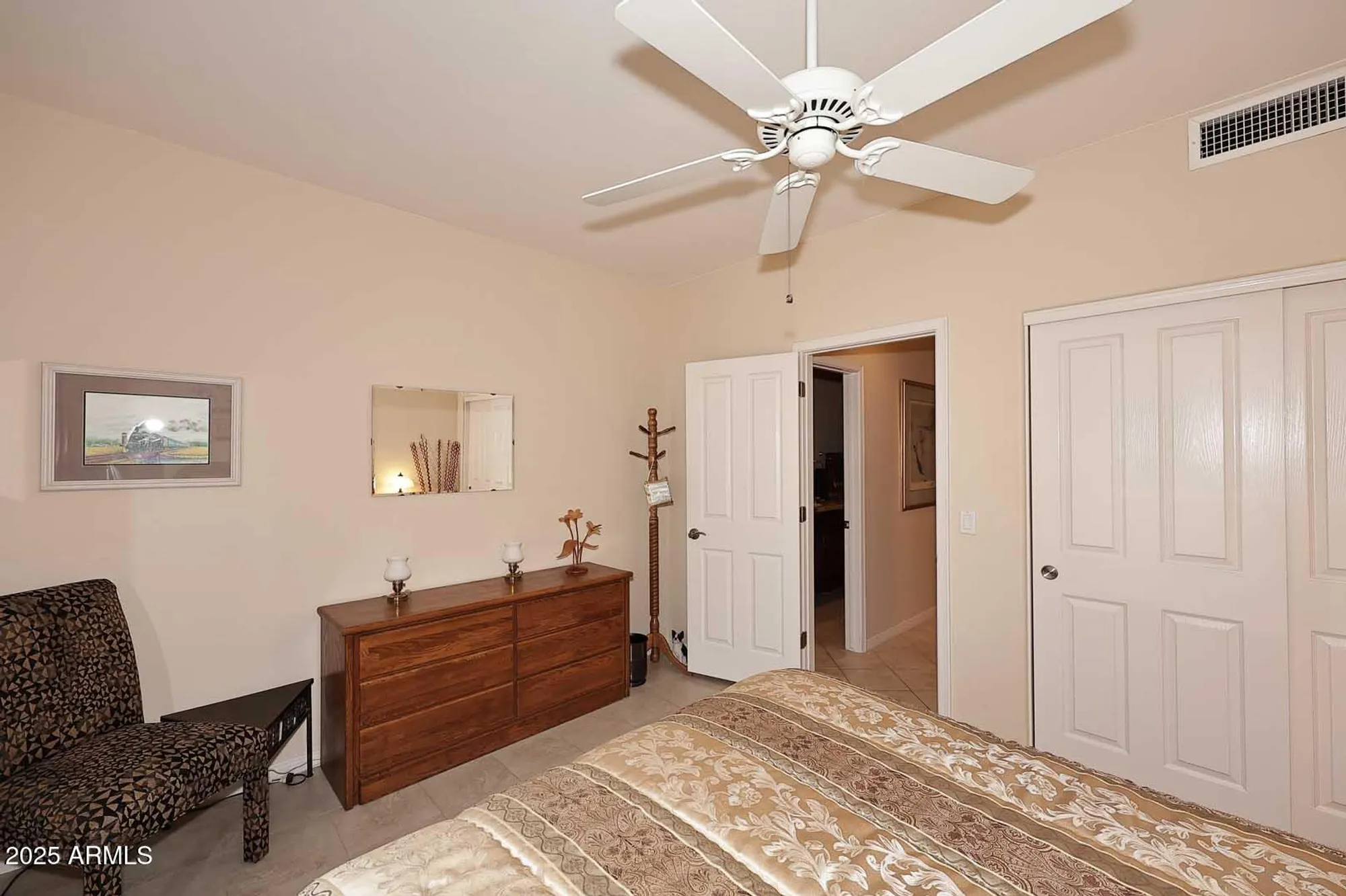 Property Slideshow image 26 of 44 | 6966 e bramble berry ln, Scottsdale, AZ, 85266