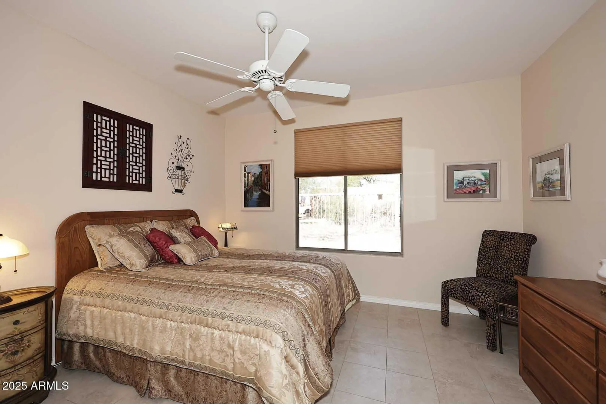 Property Slideshow image 25 of 44 | 6966 e bramble berry ln, Scottsdale, AZ, 85266