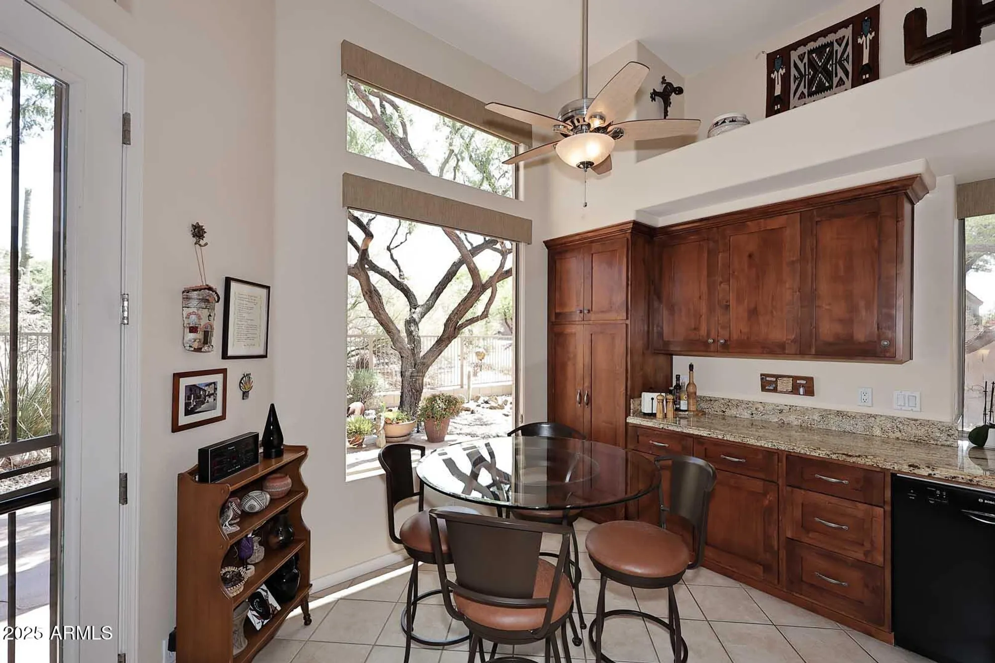 Property Slideshow image 15 of 44 | 6966 e bramble berry ln, Scottsdale, AZ, 85266