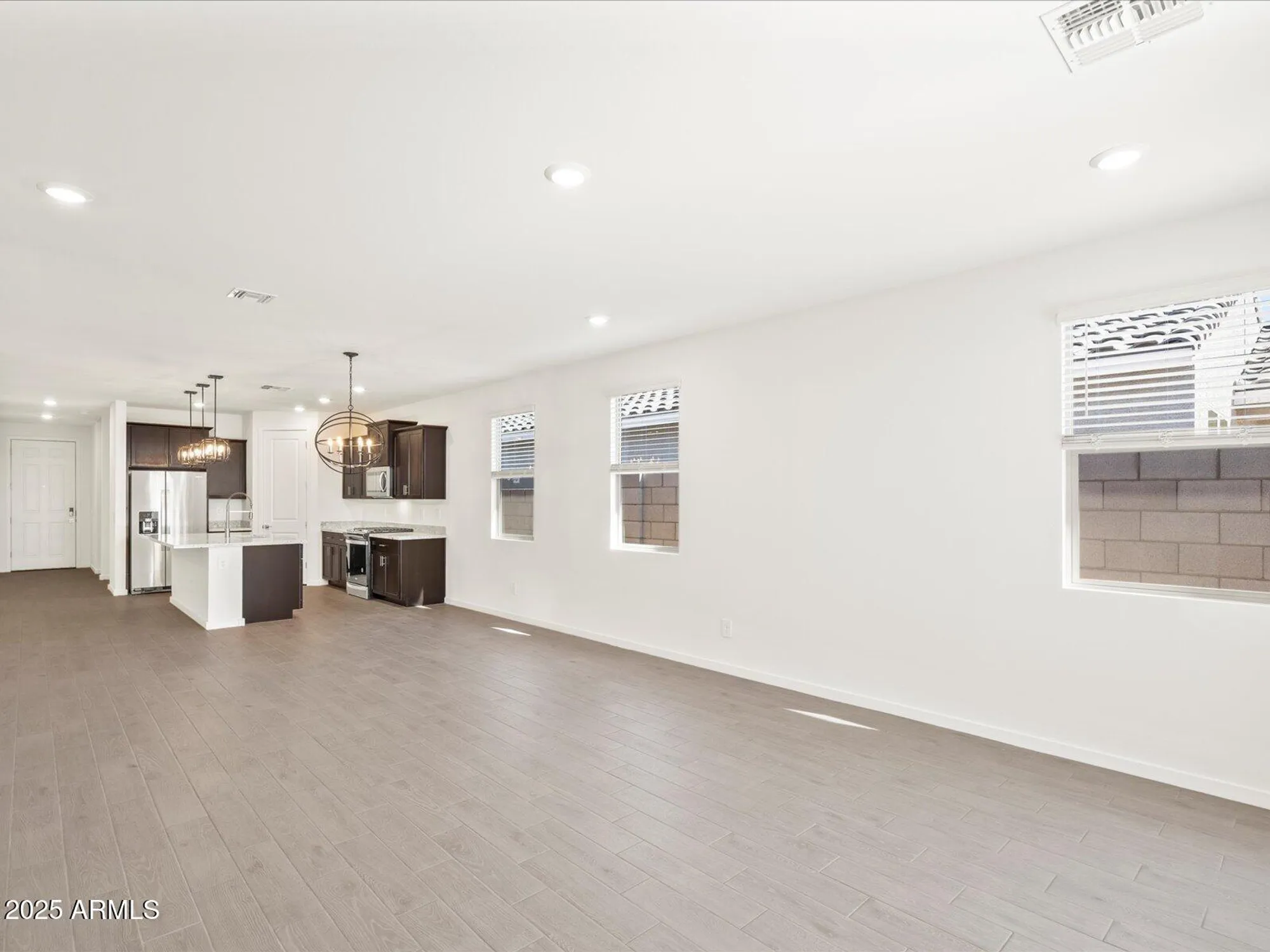 Property Slideshow image 10 of 80 | 8577 w trenton ct, Florence, AZ, 85132