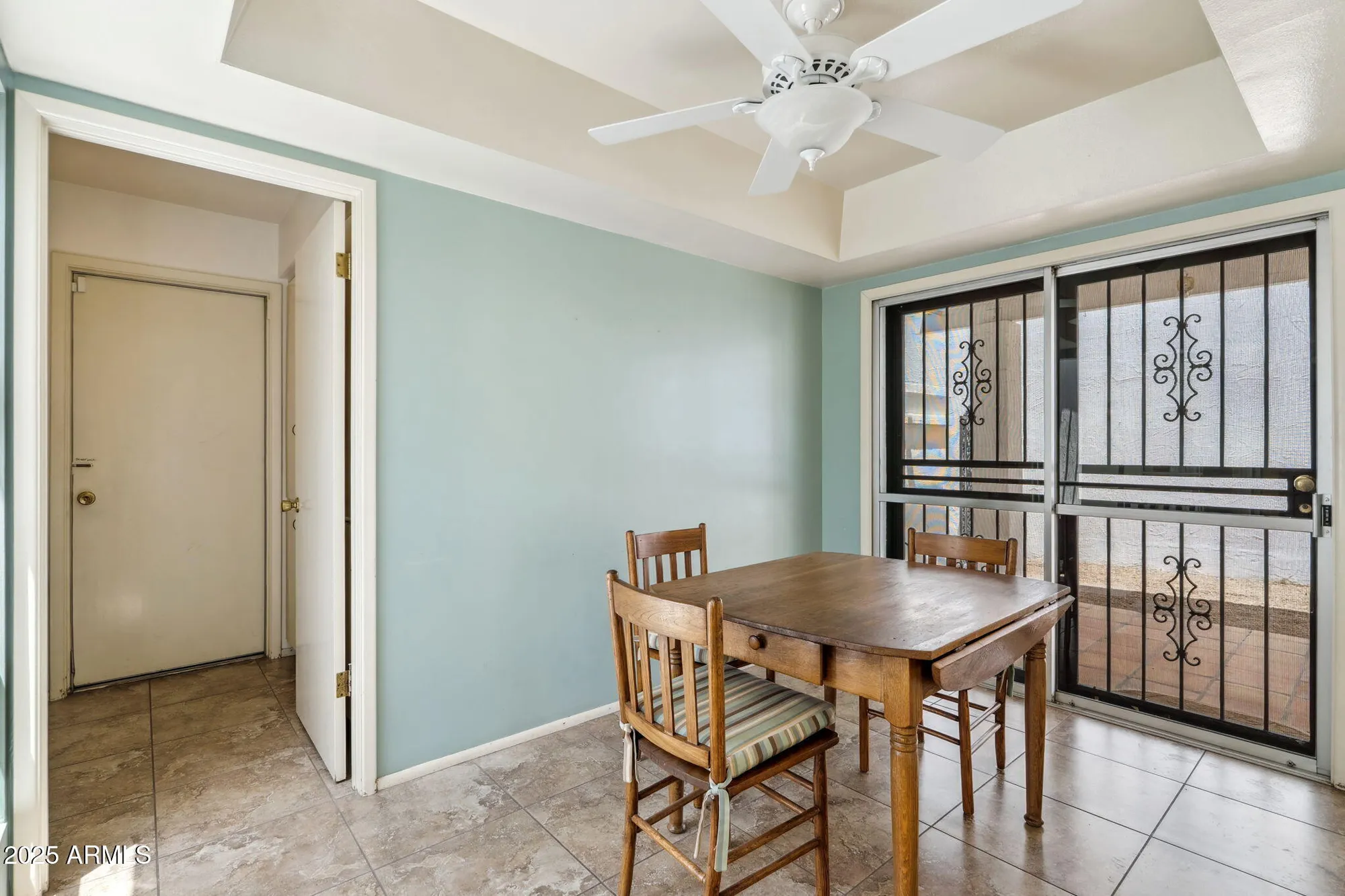 Property Slideshow image 23 of 57 | 113 e boca raton rd, Phoenix, AZ, 85022