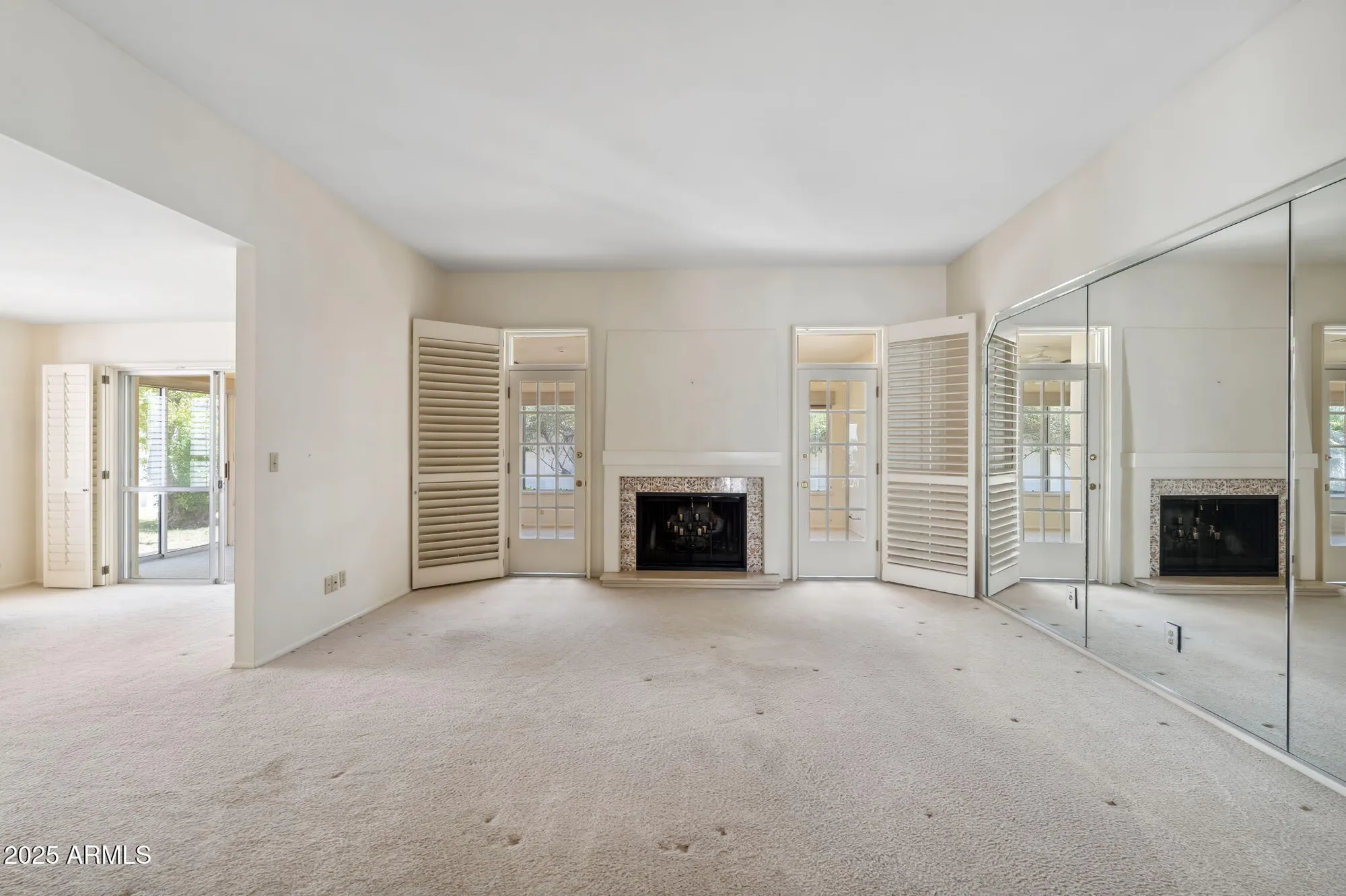 Property Slideshow image 11 of 57 | 113 e boca raton rd, Phoenix, AZ, 85022