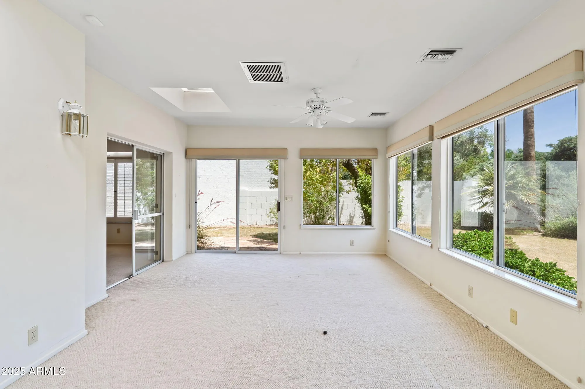 Property Slideshow image 19 of 57 | 113 e boca raton rd, Phoenix, AZ, 85022
