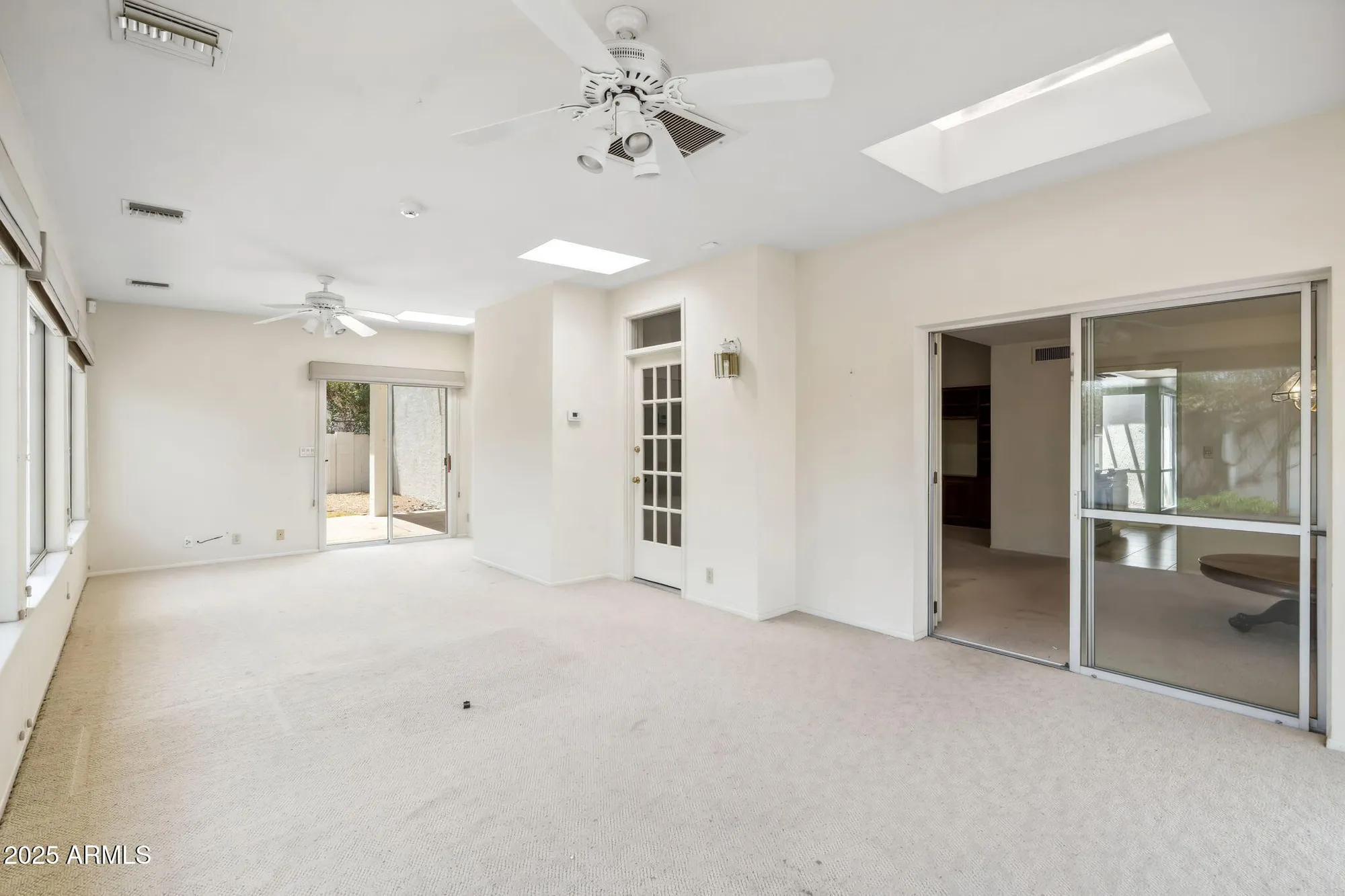 Property Slideshow image 18 of 57 | 113 e boca raton rd, Phoenix, AZ, 85022