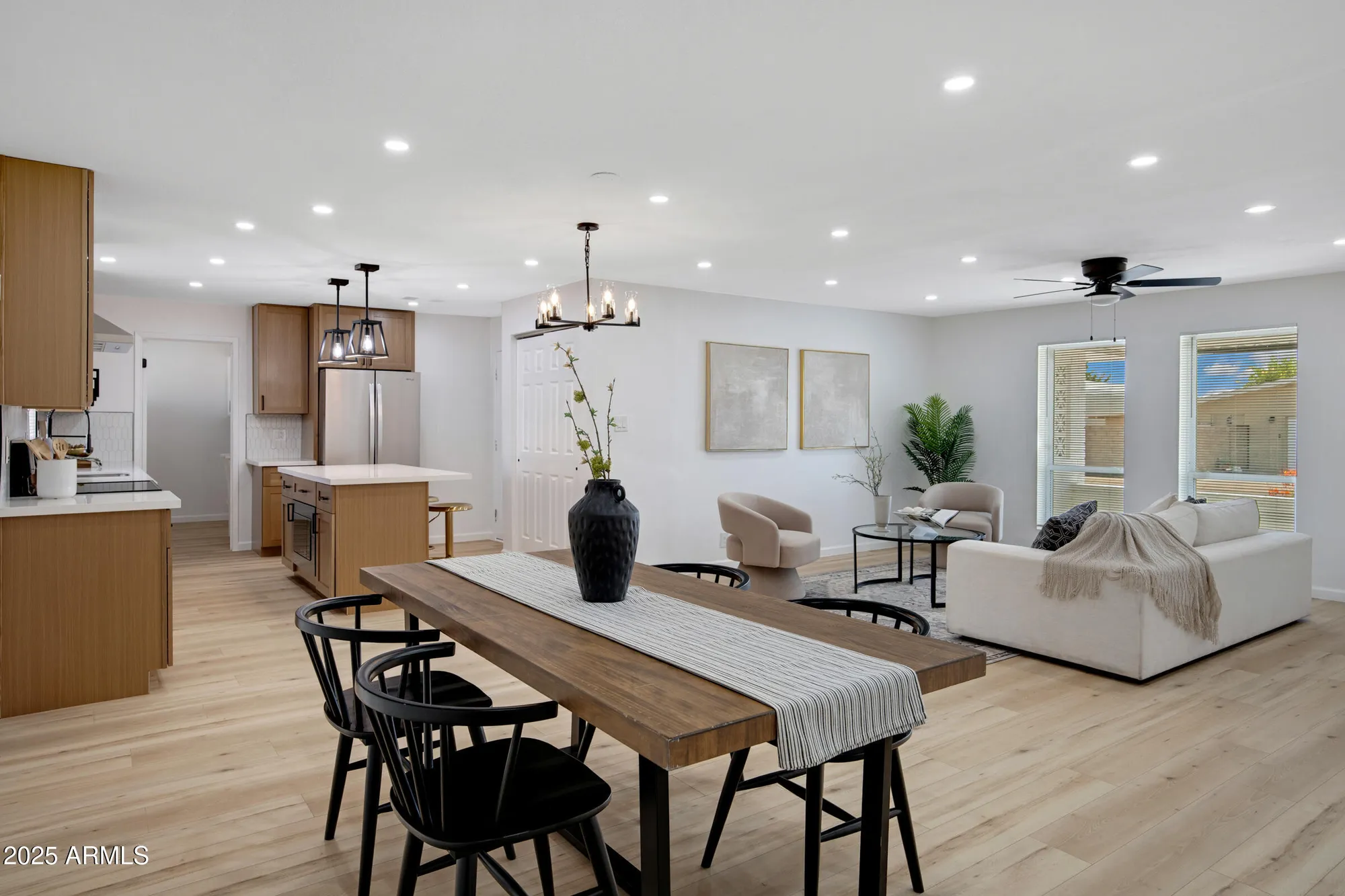 Property Slideshow image 11 of 38 | 635 n 67th pl, Mesa, AZ, 85205