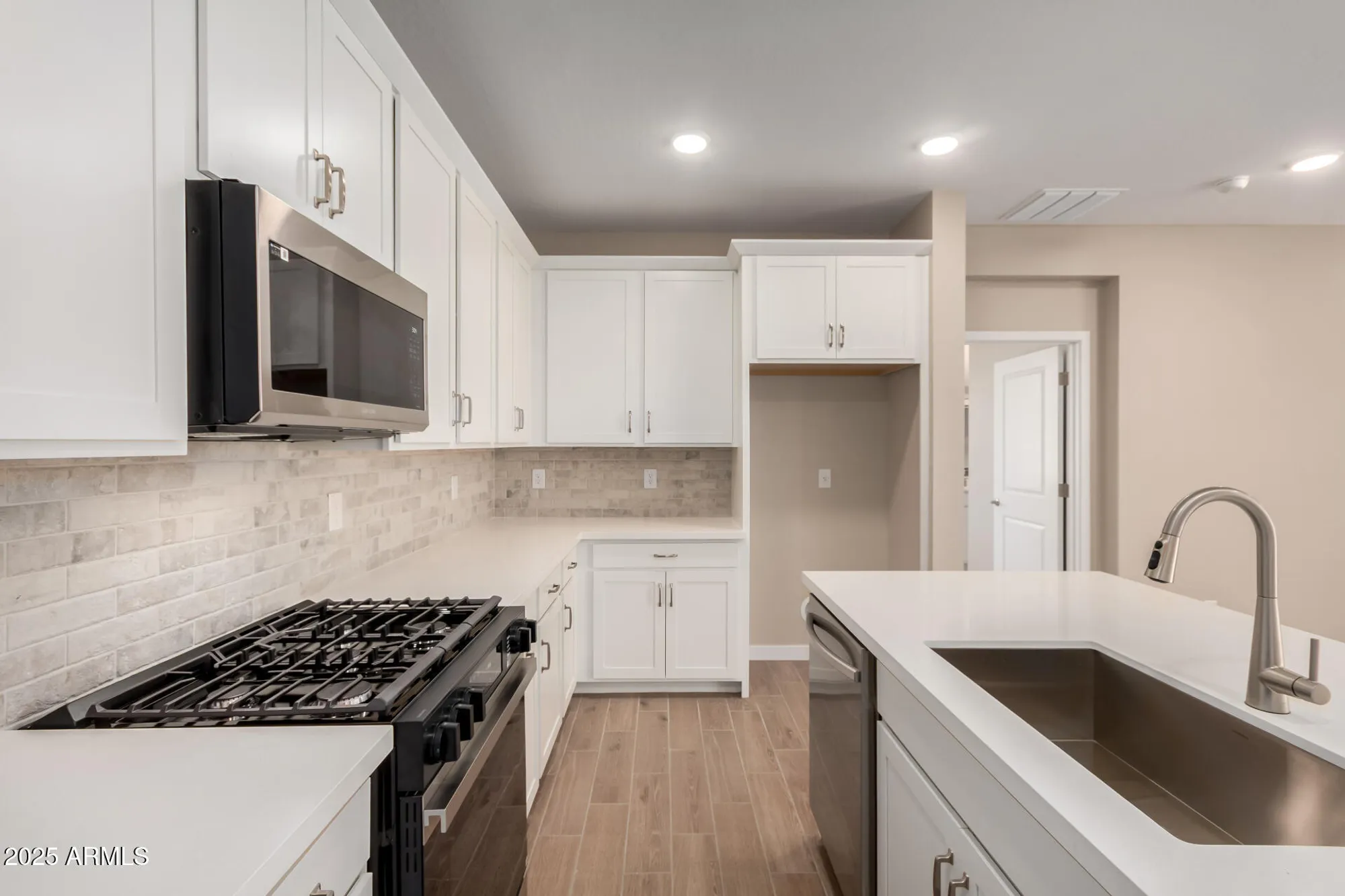 Property Slideshow image 14 of 32 | 5656 n 205th ln, Buckeye, AZ, 85396