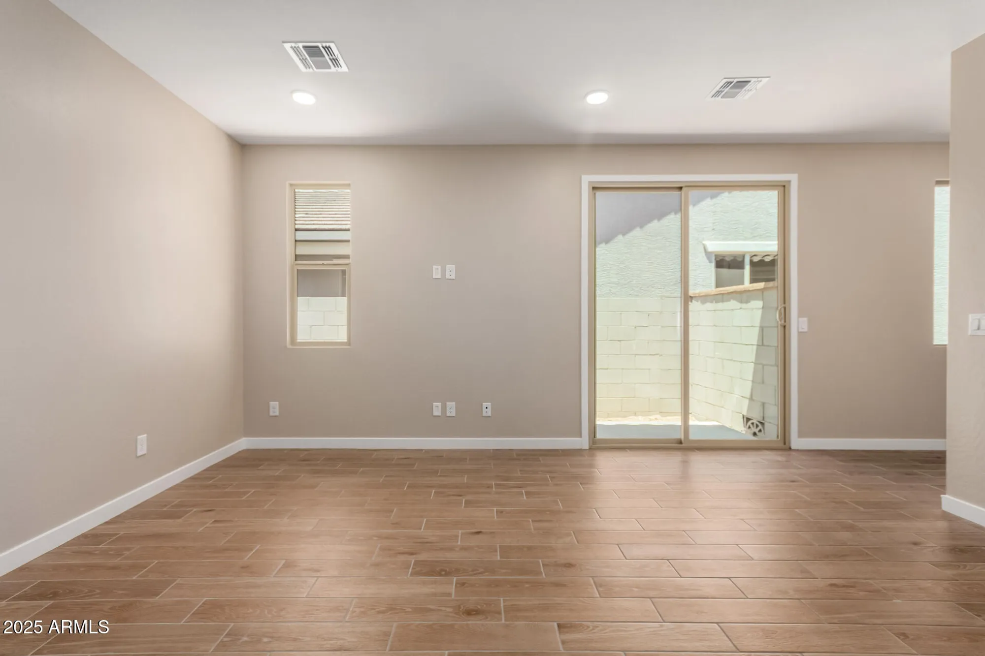 Property Slideshow image 10 of 32 | 5656 n 205th ln, Buckeye, AZ, 85396
