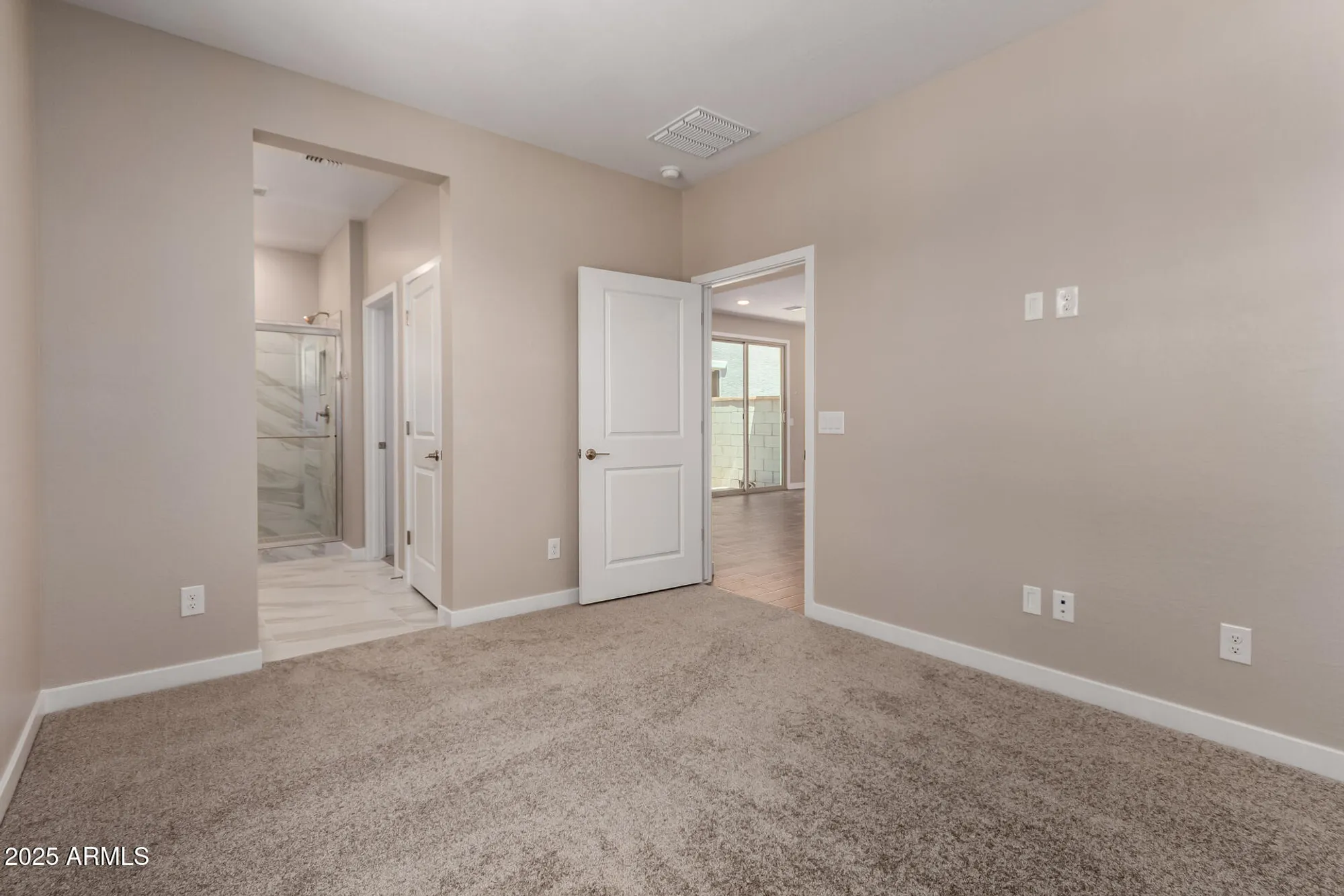 Property Slideshow image 18 of 32 | 5656 n 205th ln, Buckeye, AZ, 85396