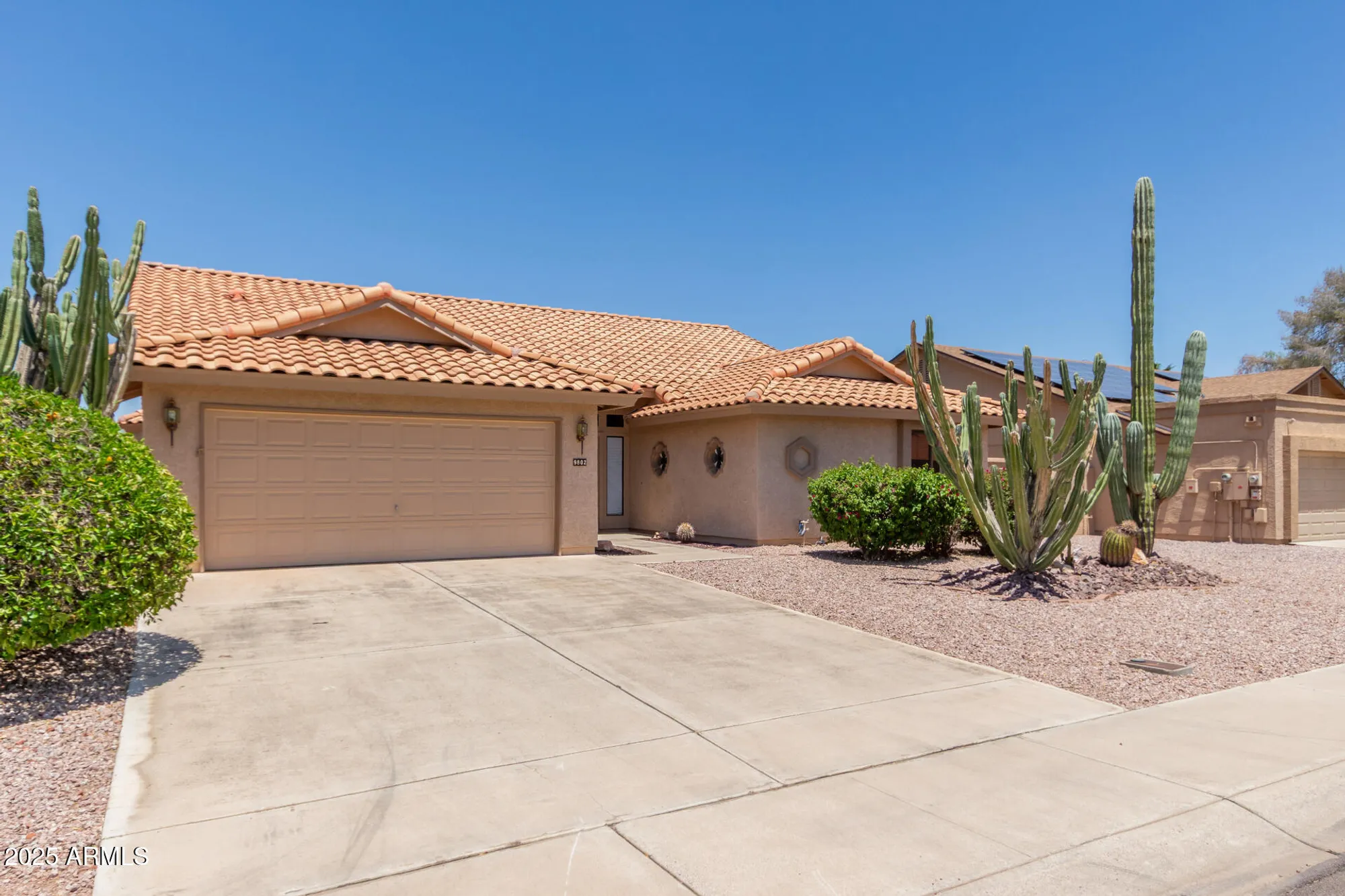 Property Slideshow image 3 of 36 | 9802 w rockwood dr, Peoria, AZ, 85382
