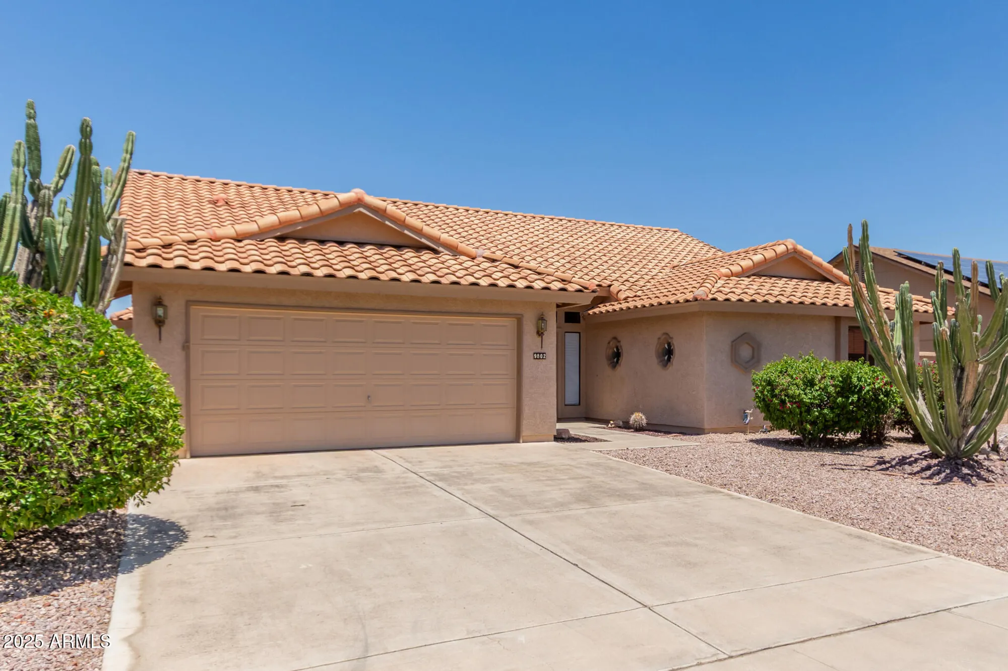 Property Slideshow image 4 of 36 | 9802 w rockwood dr, Peoria, AZ, 85382