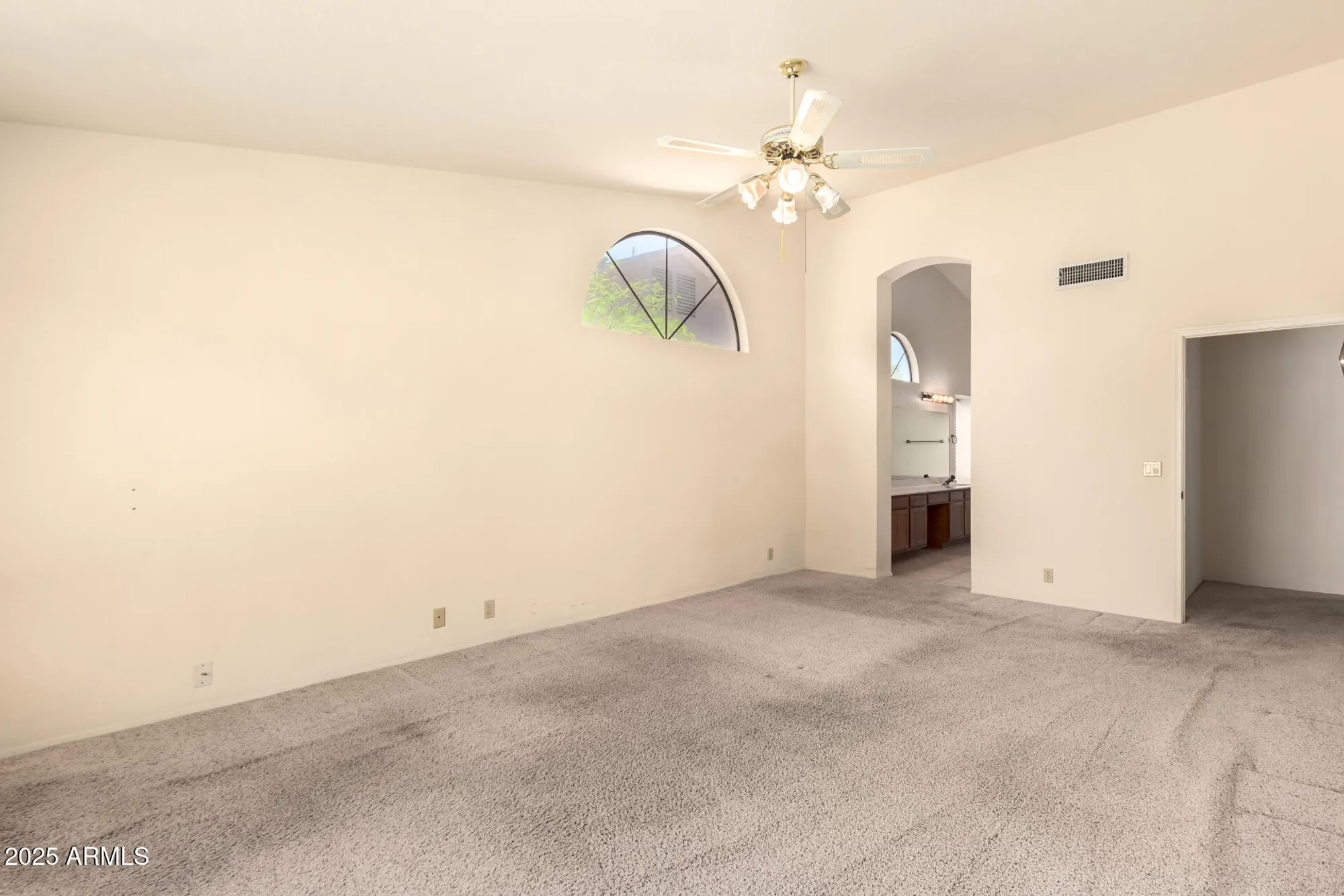 Property Slideshow image 21 of 36 | 9802 w rockwood dr, Peoria, AZ, 85382