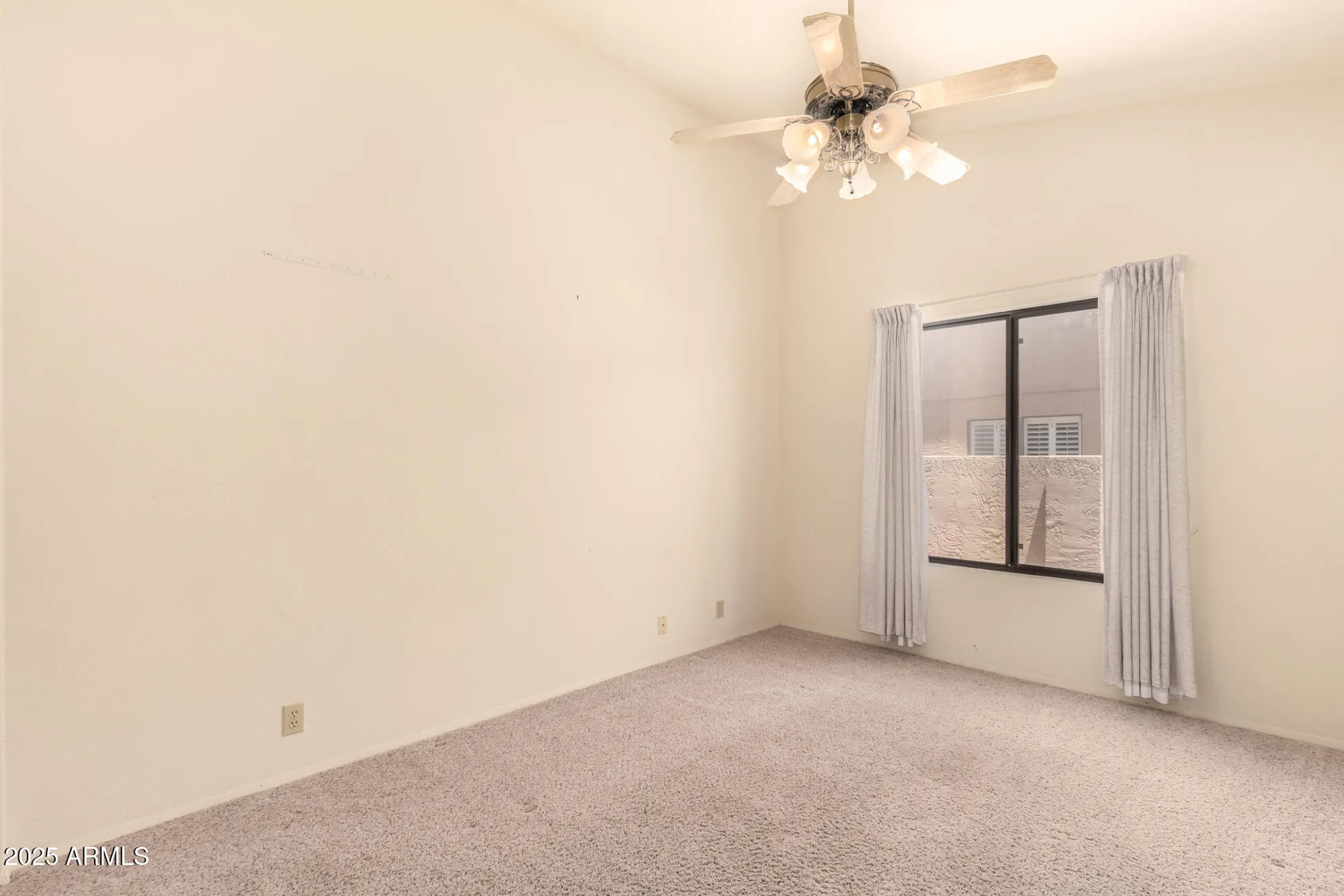 Property Slideshow image 28 of 36 | 9802 w rockwood dr, Peoria, AZ, 85382