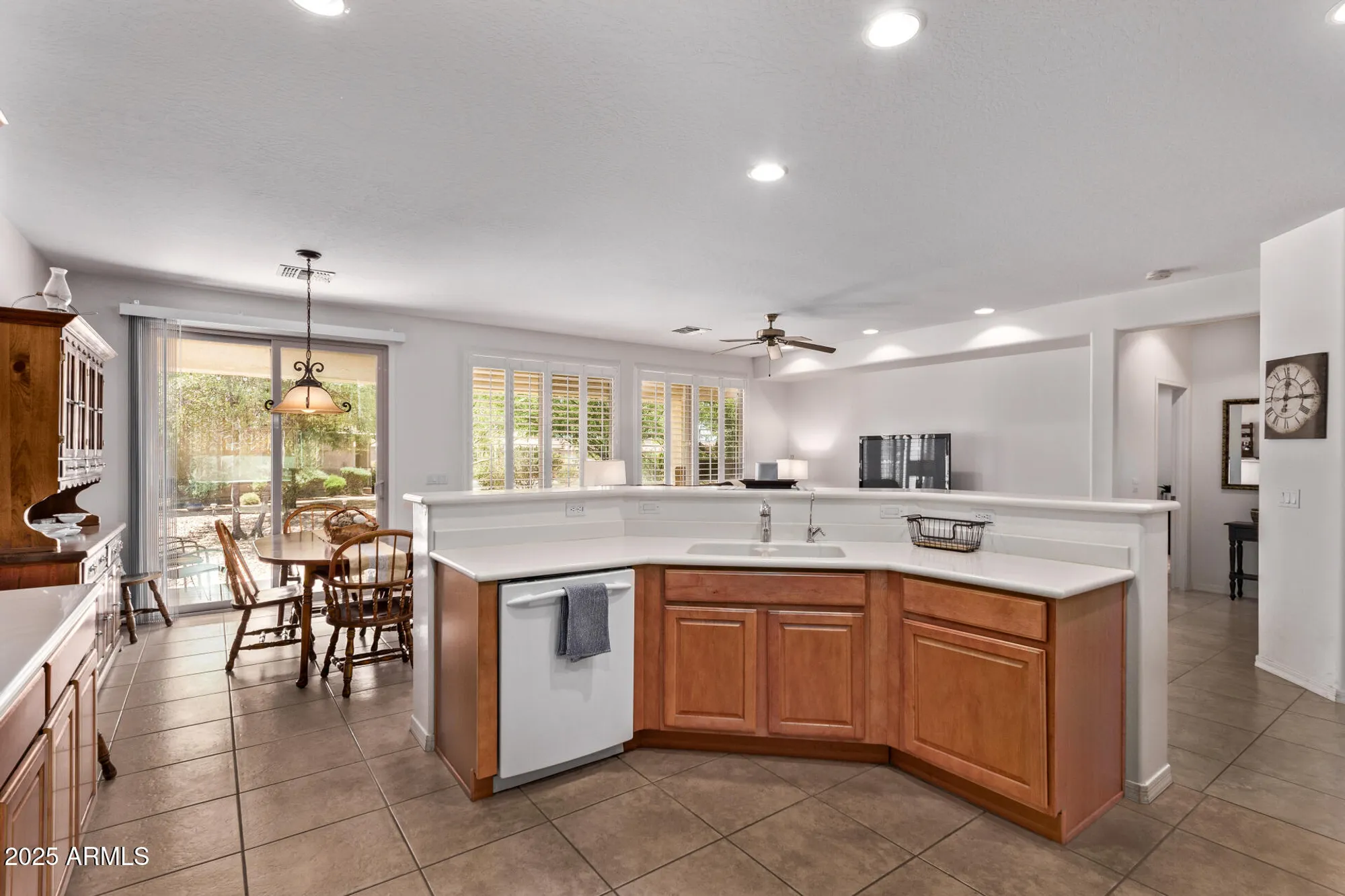 Property Slideshow image 14 of 61 | 3618 n colonial ct, Florence, AZ, 85132