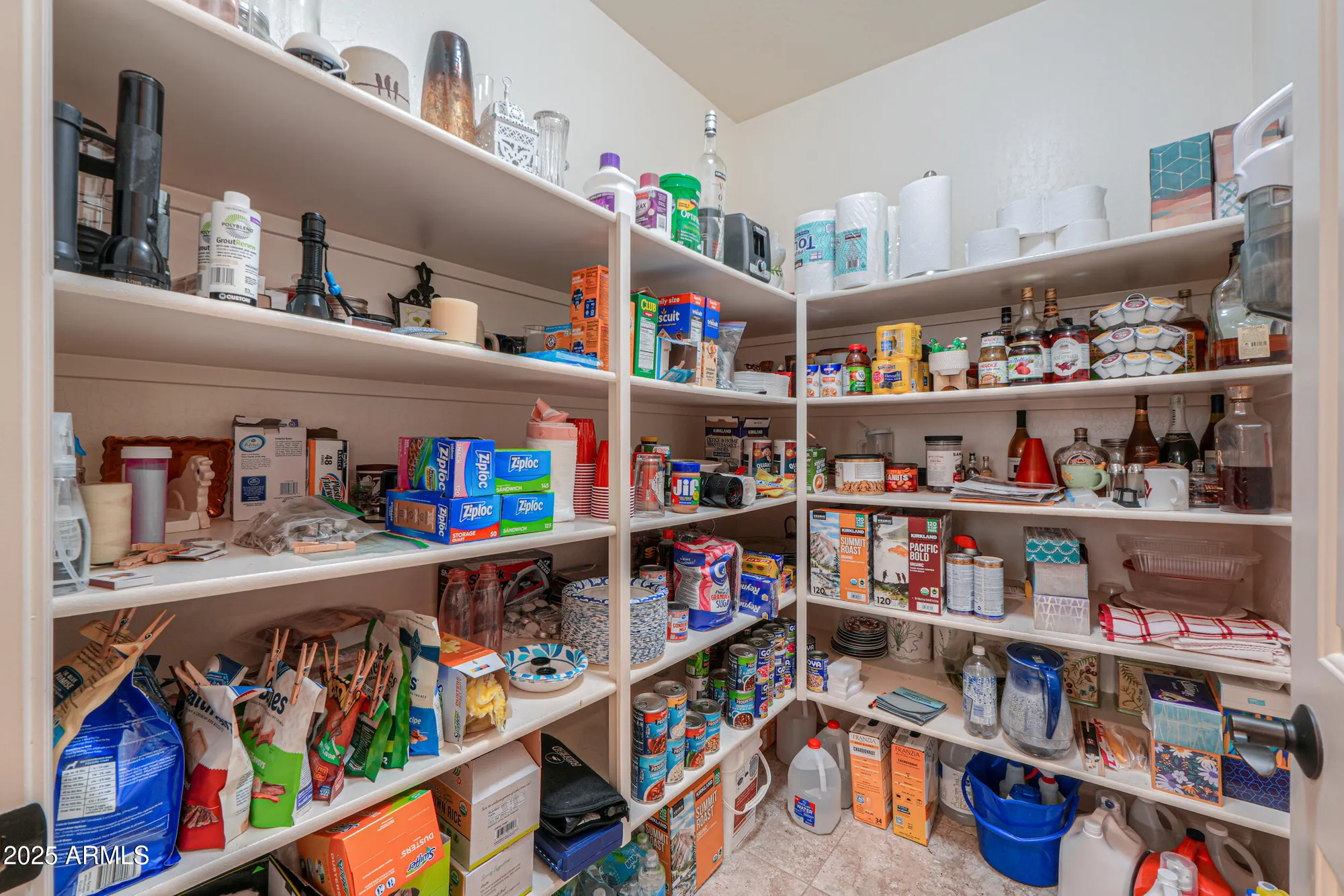 Property Slideshow image 15 of 48 | 5160 n blythe ct, Eloy, AZ, 85131