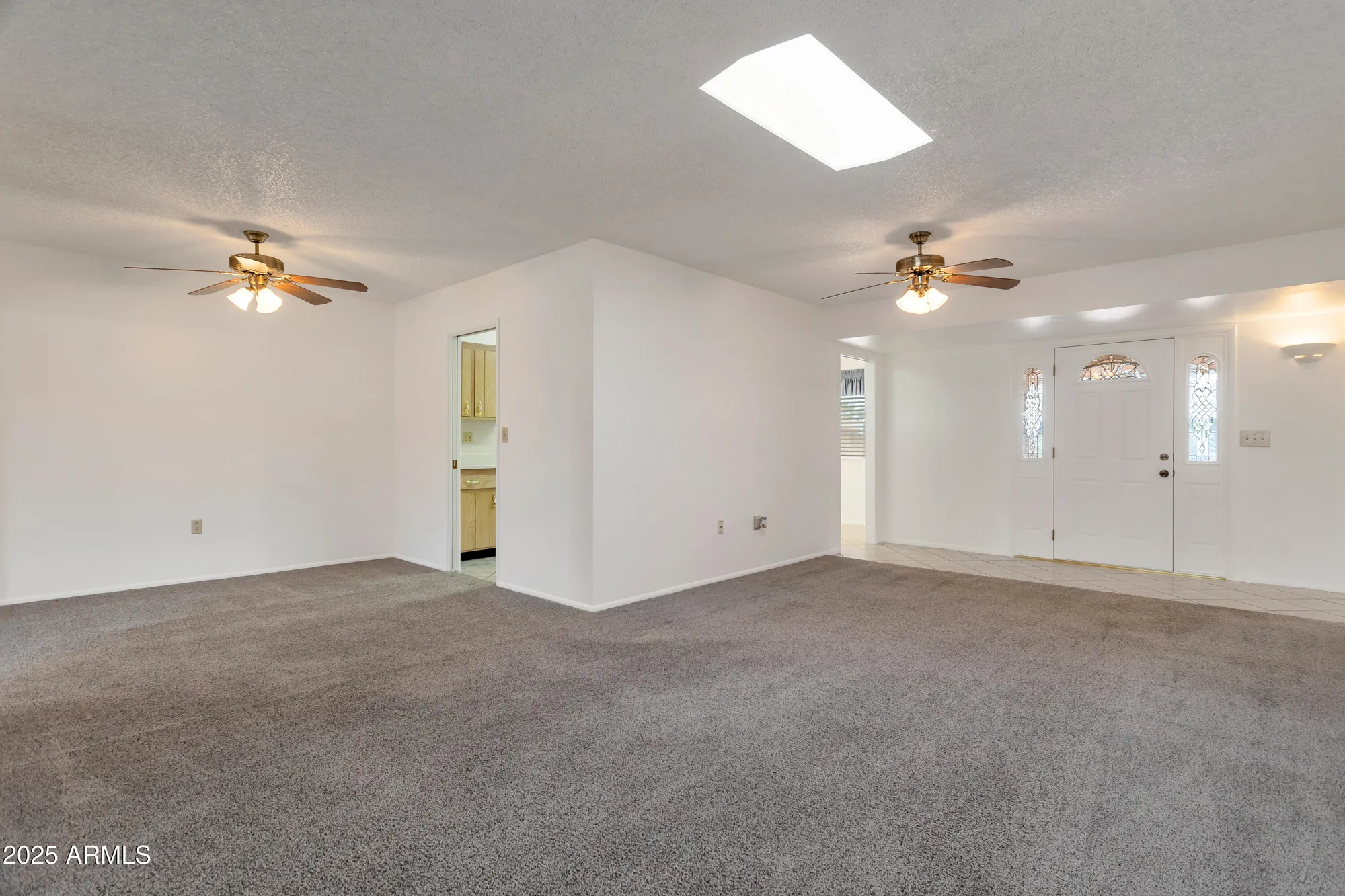 Property Slideshow image 10 of 31 | 10733 w saratoga cir, Sun City, AZ, 85351