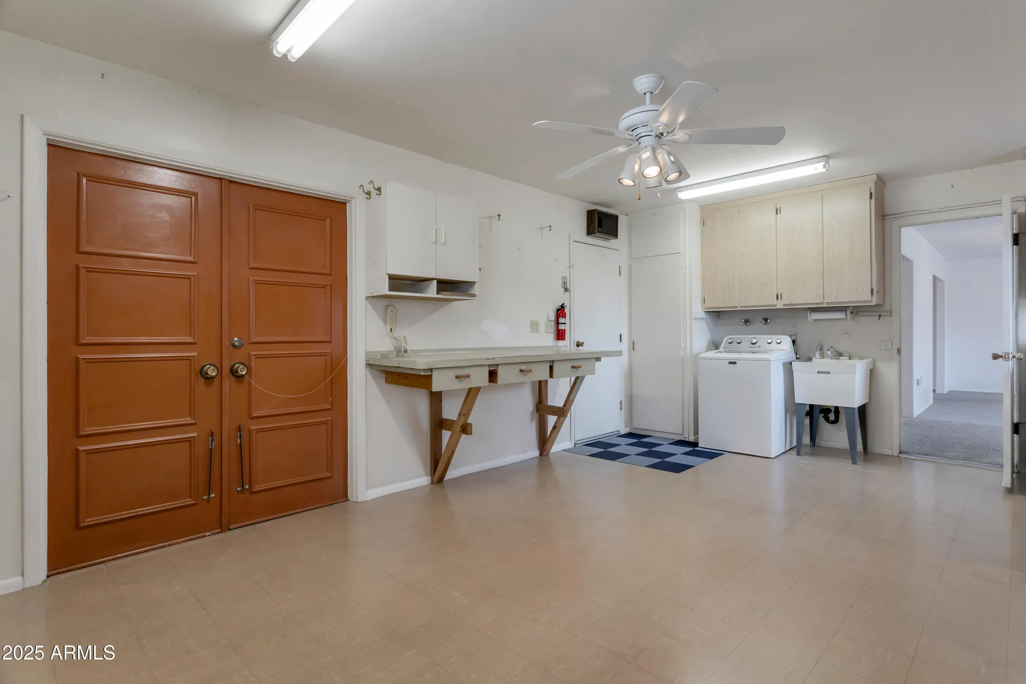 Property Slideshow image 25 of 31 | 10733 w saratoga cir, Sun City, AZ, 85351